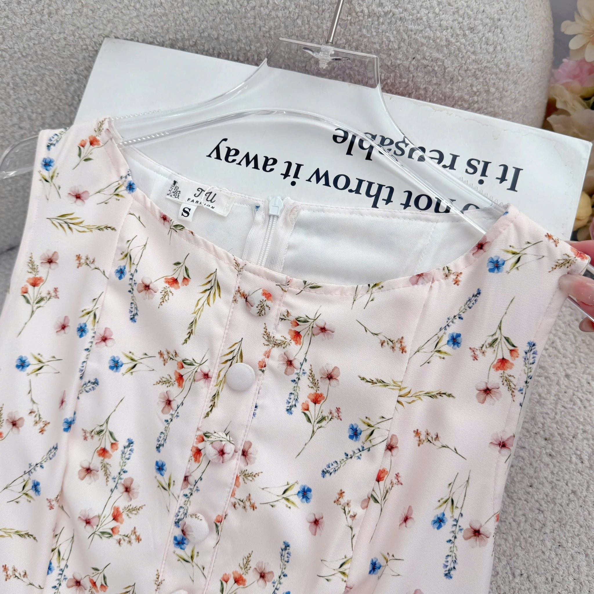 Đầm Thiết Kế Cổ Thuyền Dáng Xòe Hoa Nhí Đầm Đi Tiệc TuTu Store Mã D1931