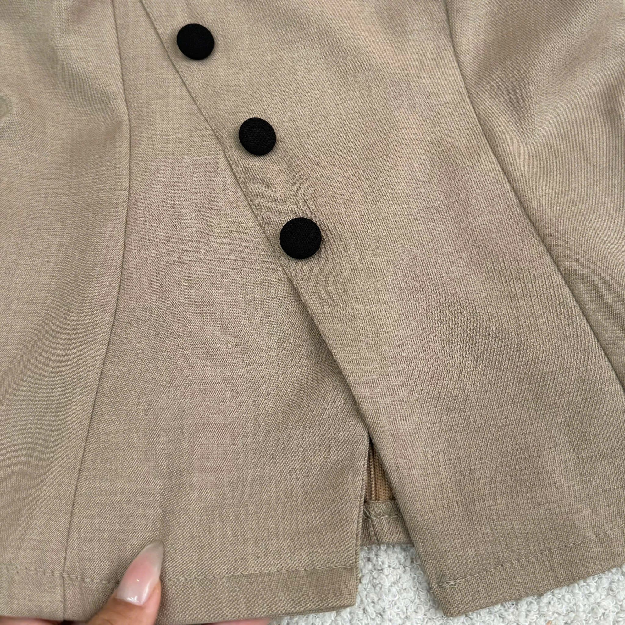 Áo Thiết Kế Cổ Tròn Đính Nút Kiểu Dáng Peplum TuTu Store Mã A608