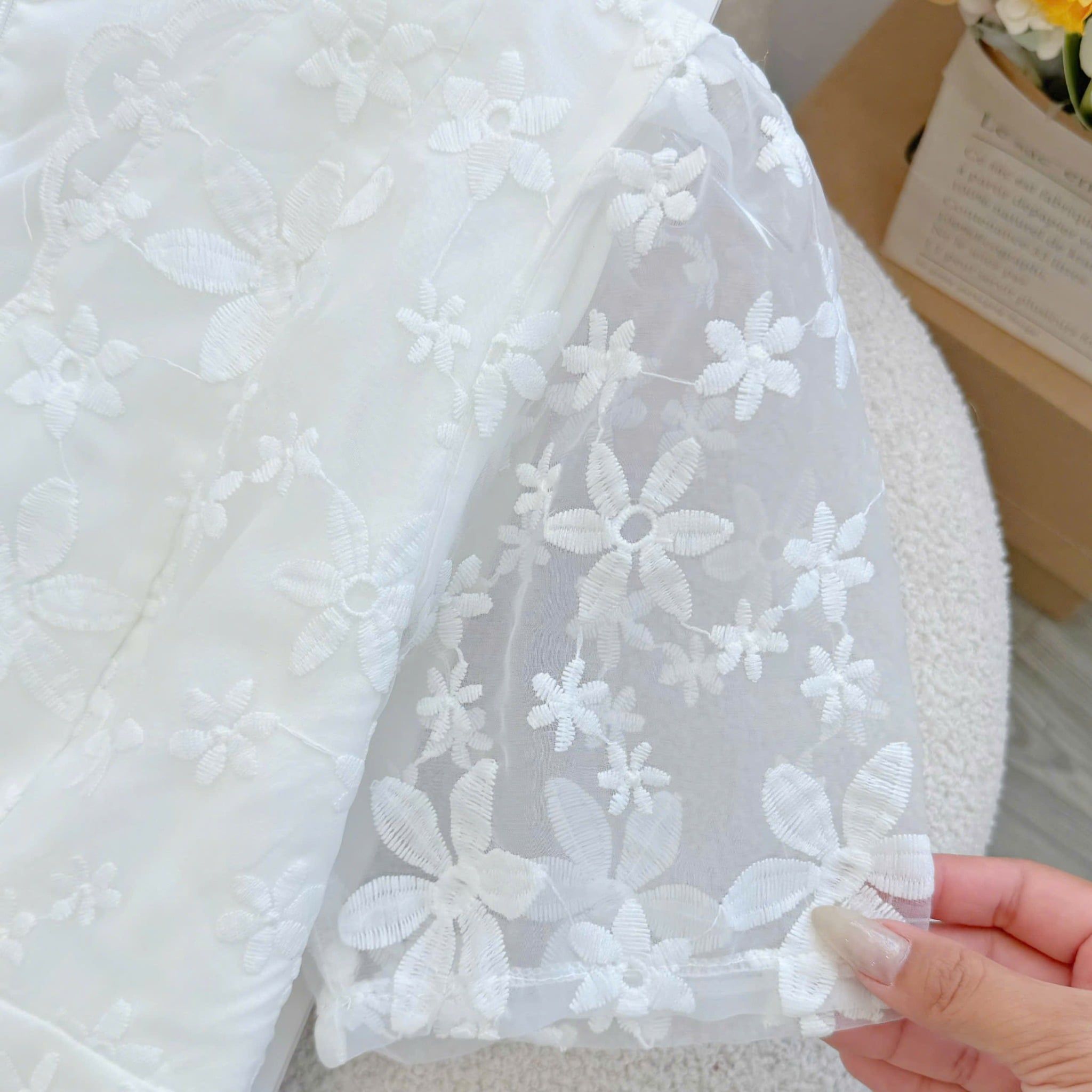 Đầm Thiết Kế Cổ V Dáng Ngắn Tiểu Thư Đi Tiệc TuTu Store Mã D1660