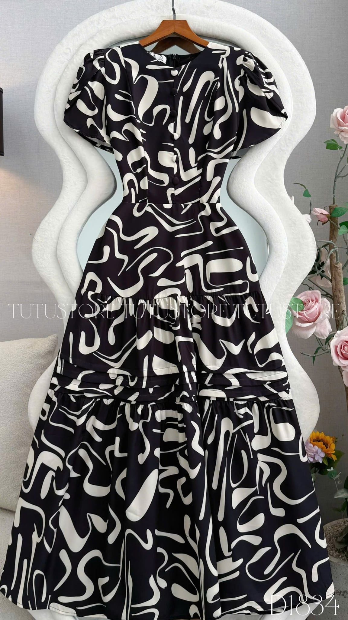 Đầm Thiết Kế Cổ Tròn Dáng Xòe Họa Tiết Đi Chơi TuTu Store Mã D1834
