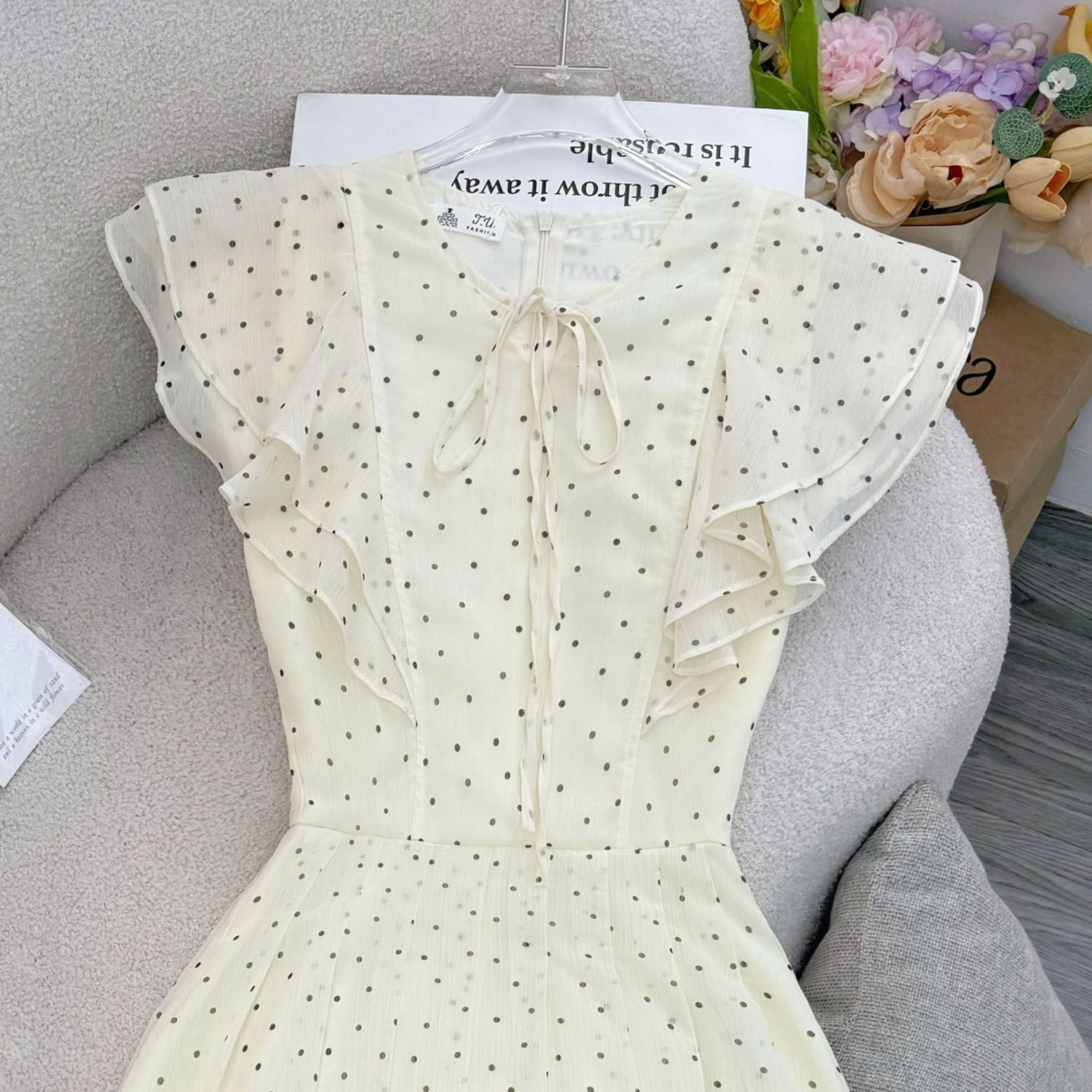 Đầm Thiết Kế Vai Bèo Cánh Tiên Dáng Xòe Chấm Bi Xinh Xắn Đi Chơi TuTu Store mã D1812