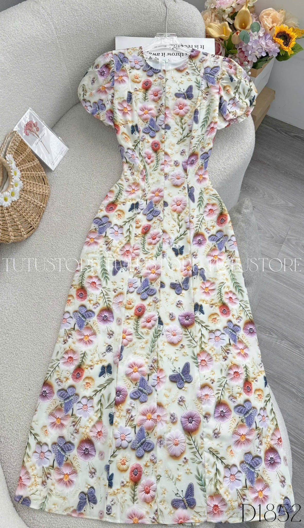 Đầm Hoa Thiết Kế Cổ Tròn Dáng Đuôi Cá Nhẹ Đầm Đi Tiệc TuTu Store Mã D1852