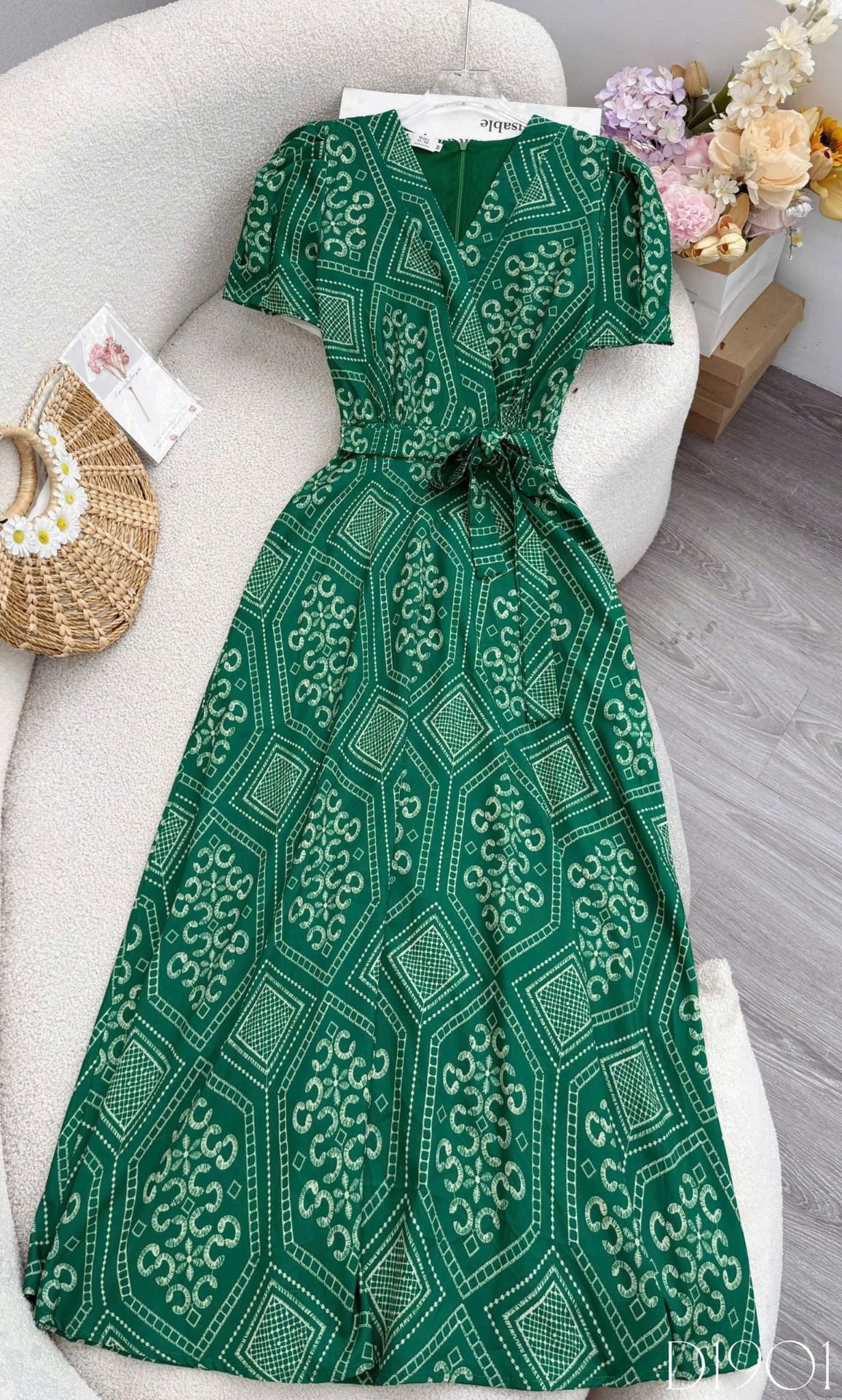 Đầm Thiết Kế Cổ Tim Dáng Xòe Chiết Eo Dây Buộc Đầm Đi Tiệc TuTu Store Mã D1901