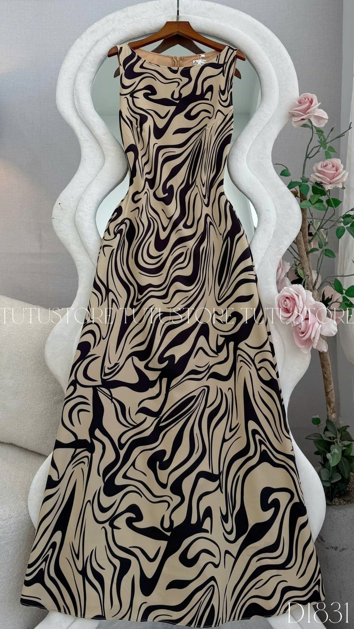 Đầm Thiết Kế Cổ Thuyền Họa Tiết Vân Loang Dáng Dài TuTu Store Mã D1831