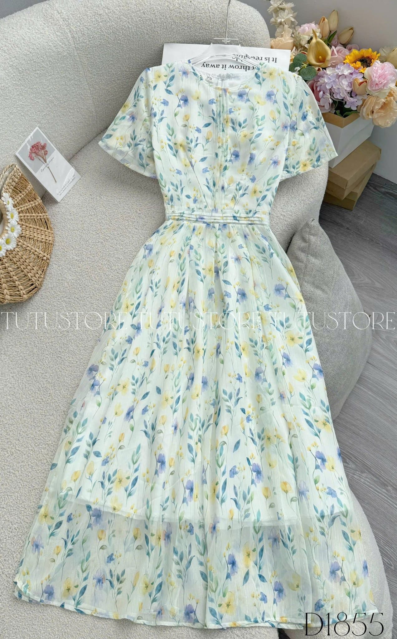 Đầm Thiết Kế Cổ Tròn Dáng Xòe Hoa Nhí Đầm Đi Tiệc TuTu Store Mã D1855