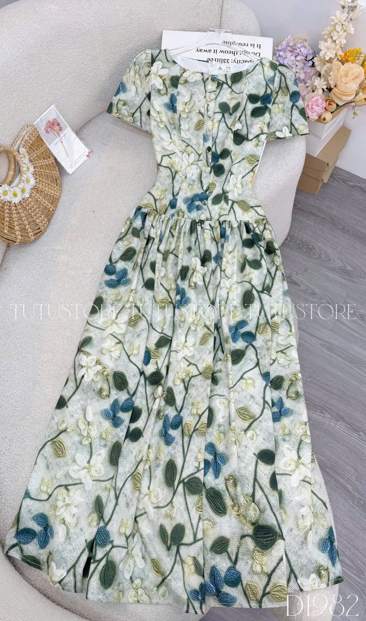 Đầm Thiết Kế Cổ Tròn Dáng Xòe Đi Chơi TuTu Store D1982