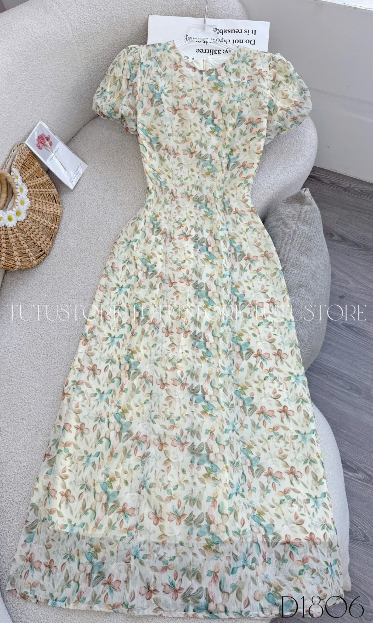 Đầm Thiết Kế Cổ Tròn Ngắn Tay Dáng A Dài Đi Chơi TuTu Store Mã D1806