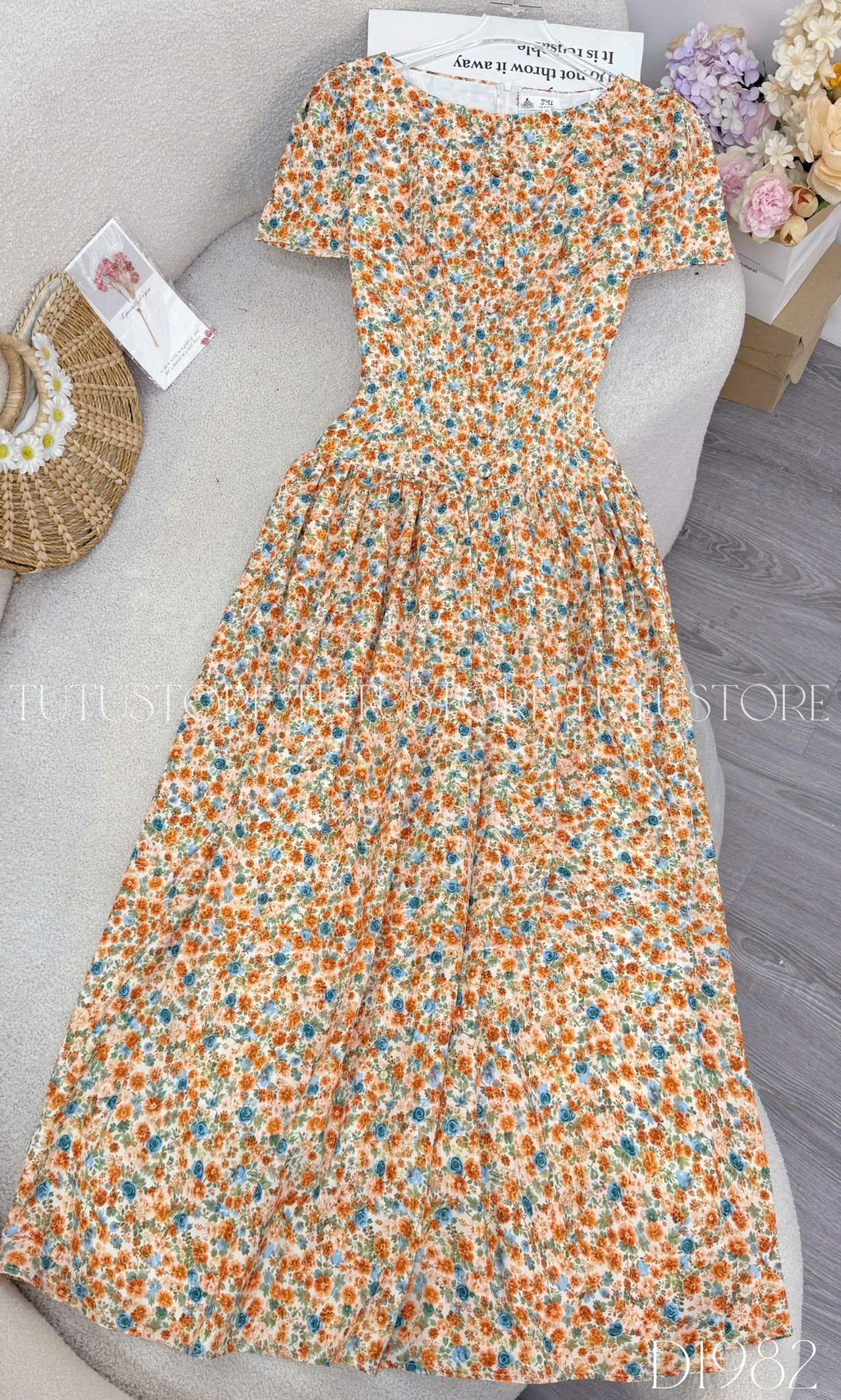 Đầm Thiết Kế Cổ Tròn Dáng Xòe Đi Chơi TuTu Store D1982