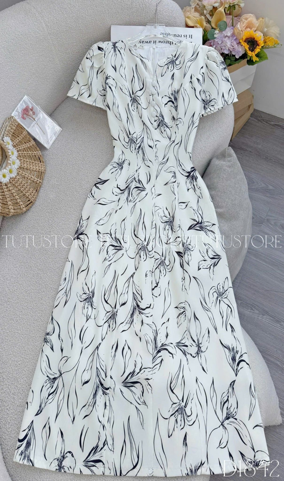 Đầm Thiết Kế Cổ Tròn Dáng Dài Đi Chơi TuTu Store Mã D1842
