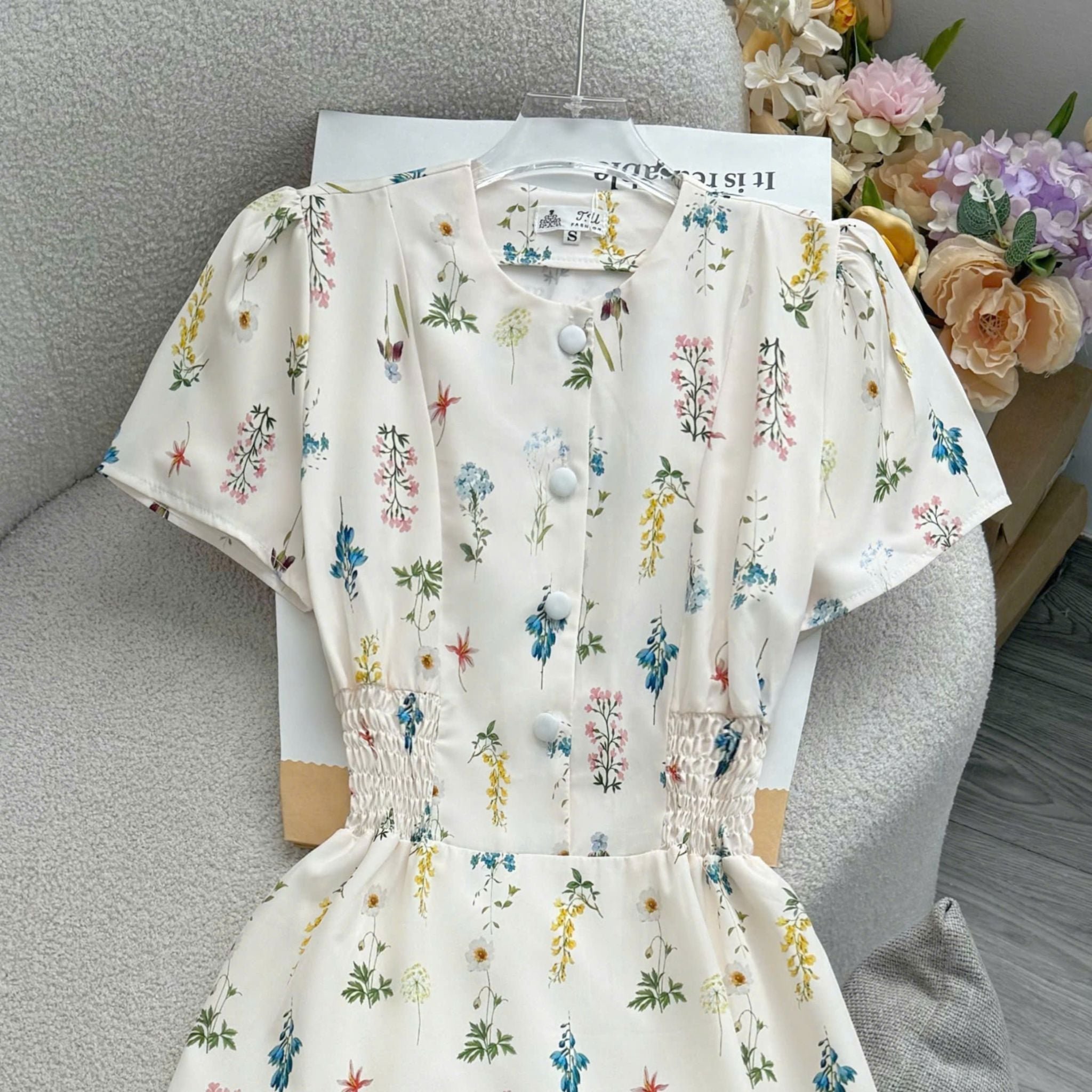 Đầm Thiết Kế Kiểu Cổ Sơ Mi Dáng Xòe Hoa Nhí Đi Chơi TuTu Store Mã D1796