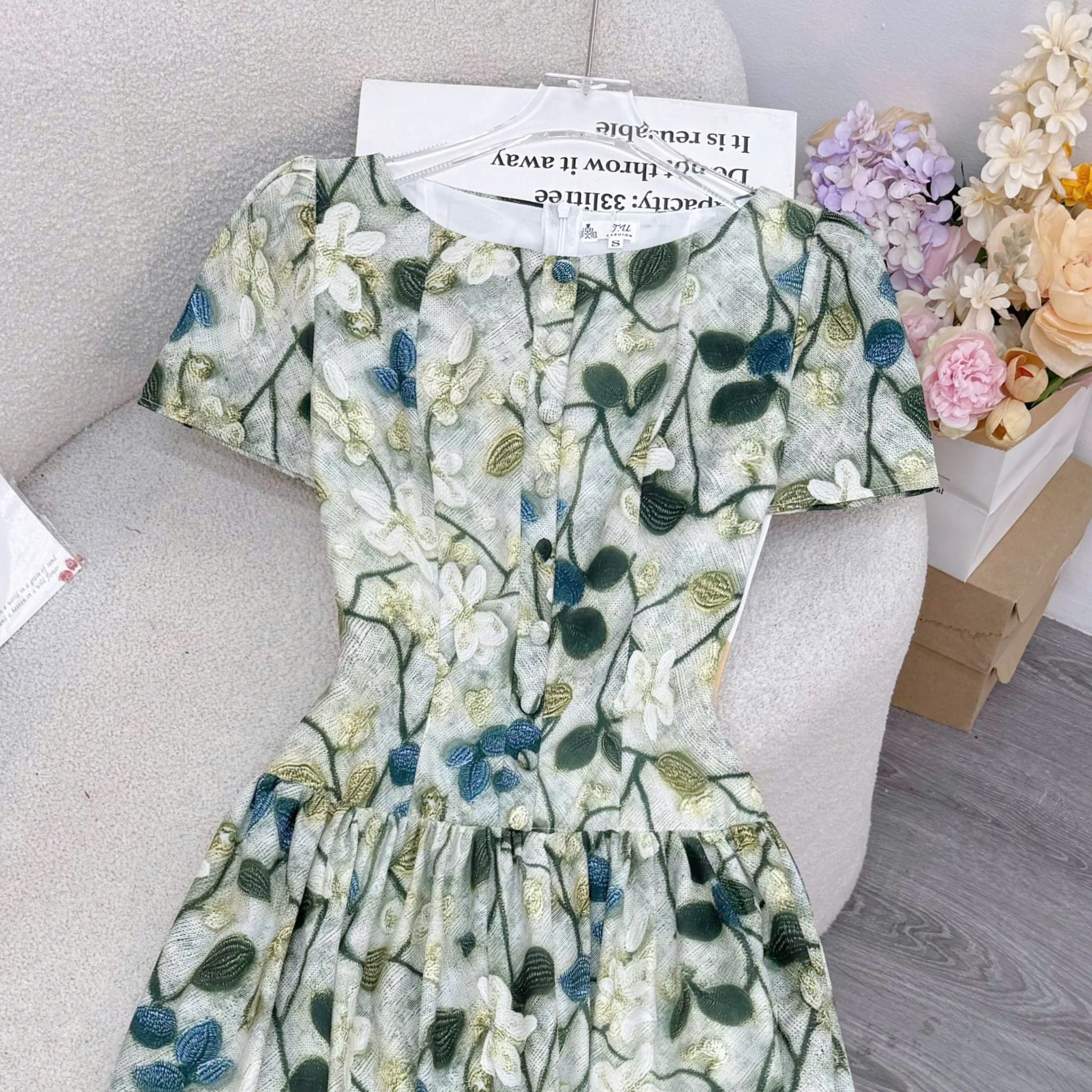 Đầm Thiết Kế Cổ Tròn Dáng Xòe Đi Chơi TuTu Store D1982