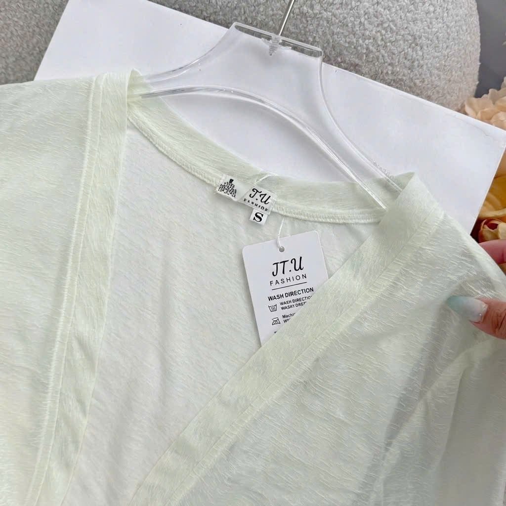 Áo Thiết Kế Khoác Ngoài Dáng Croptop Mỏng Nhẹ Nhàng Đi Chơi TuTu Store Mã A606