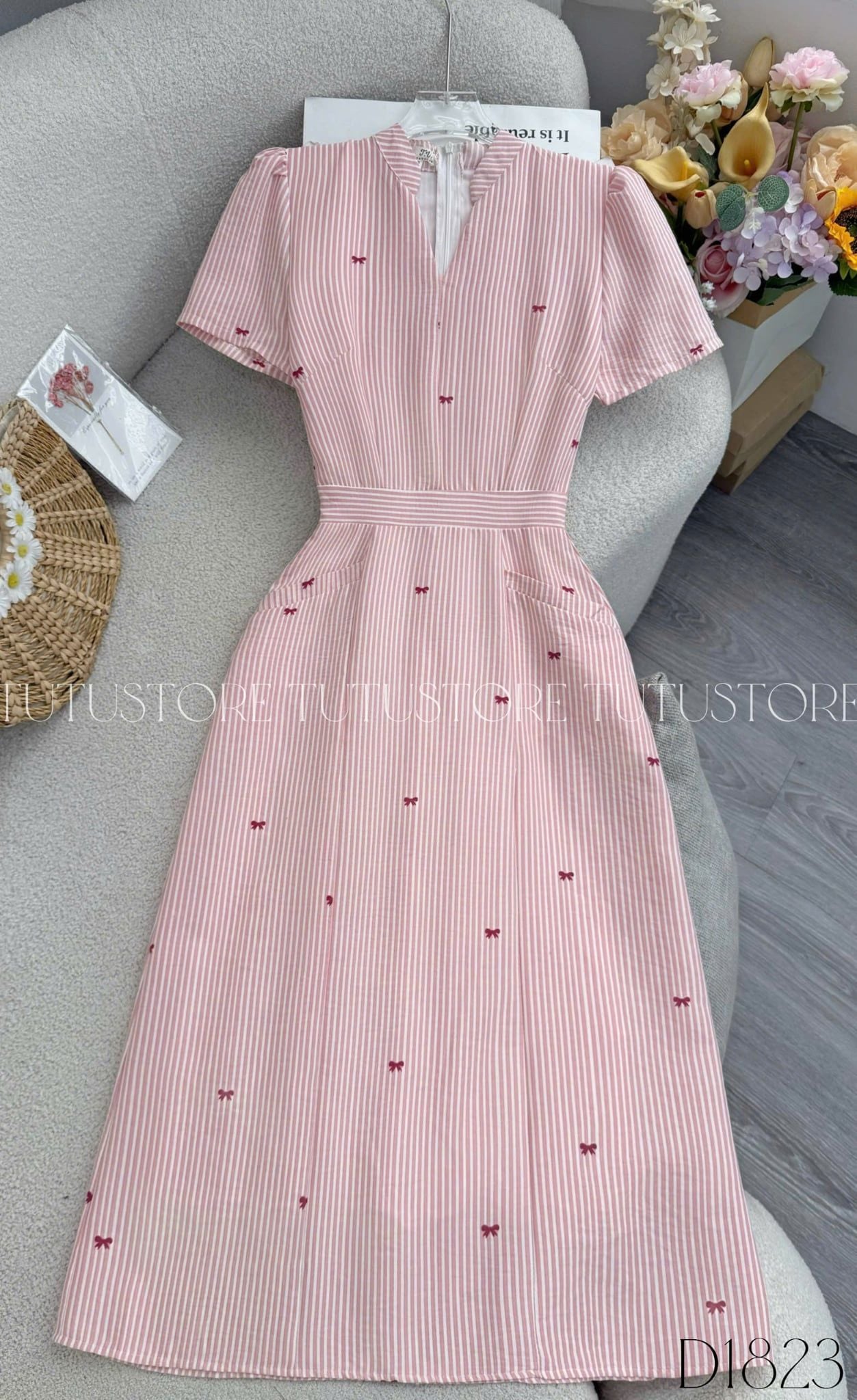 Đầm Thiết Kế Cổ V Dáng Chữ A Công Sở TuTu Store Mã D1823