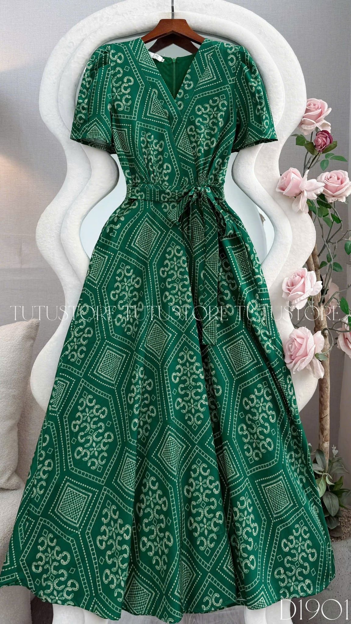 Đầm Thiết Kế Cổ Tim Dáng Xòe Chiết Eo Dây Buộc Đầm Đi Tiệc TuTu Store Mã D1901