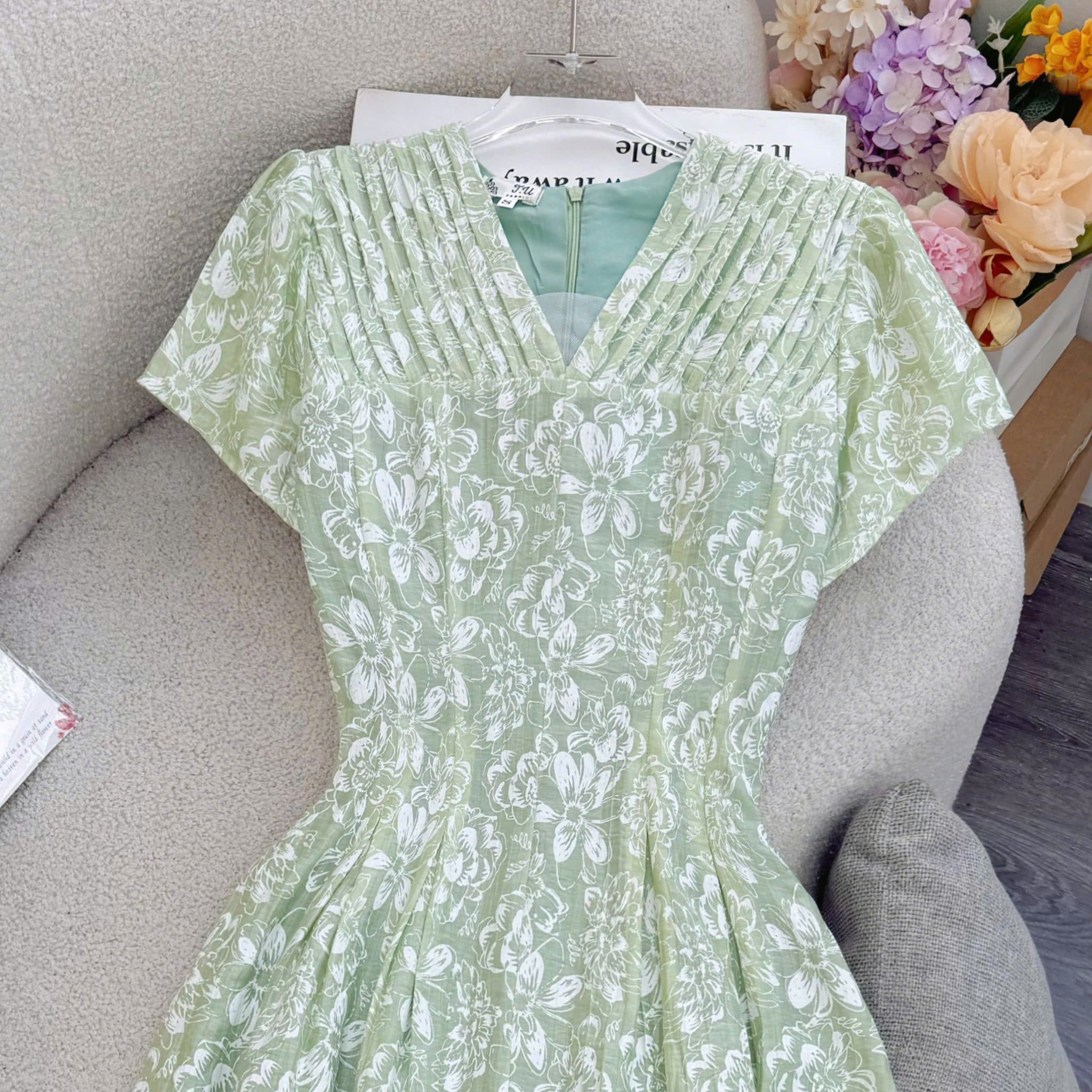 Đầm Thiết Kế  Chiết Eo Cổ V Dáng Dài Đi Tiệc TuTu Store Mã D1920
