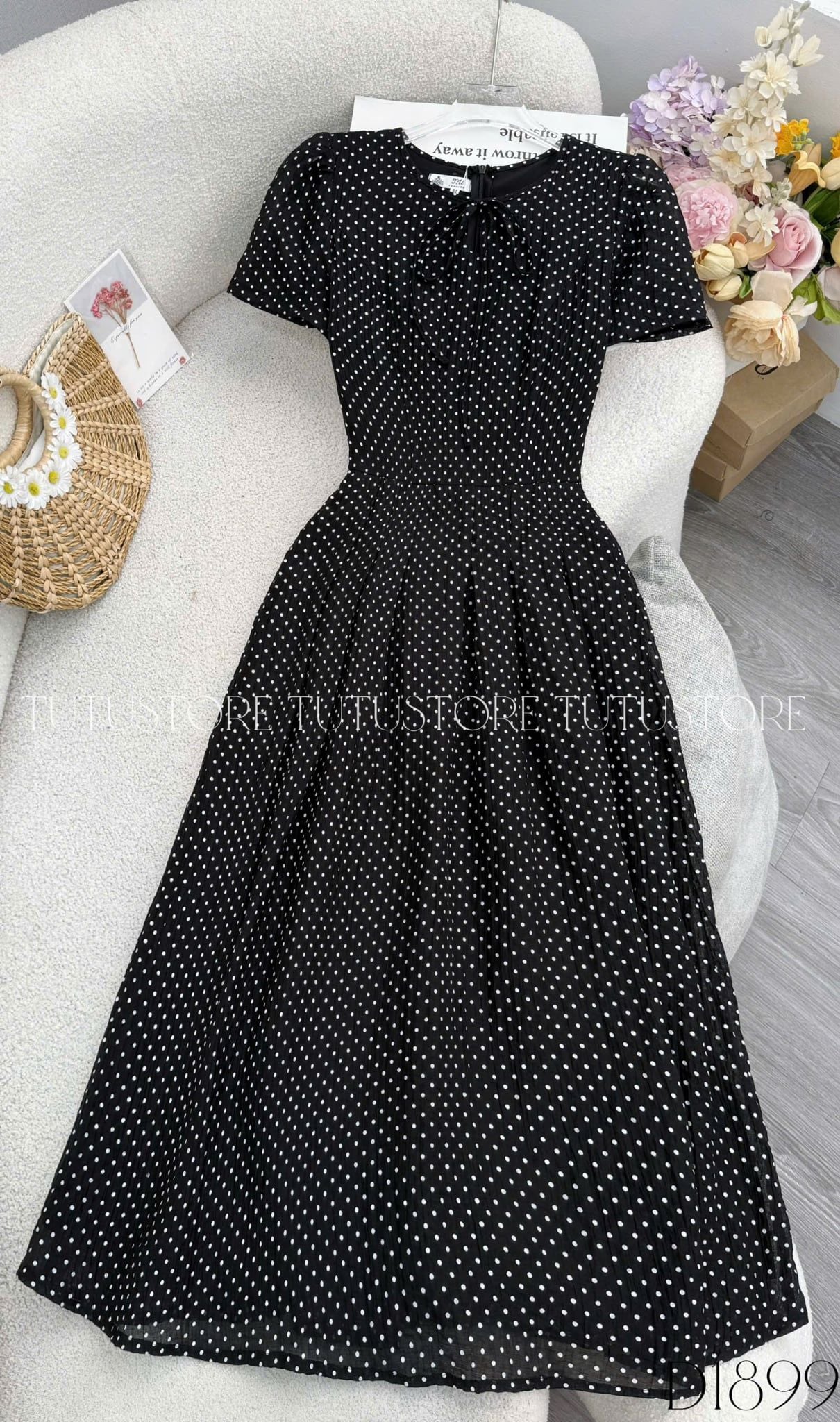 Đầm Thiết Kế Cổ Tròn Dáng Xòe Chấm Bi Đầm Đi Tiệc TuTu Store Mã D1899