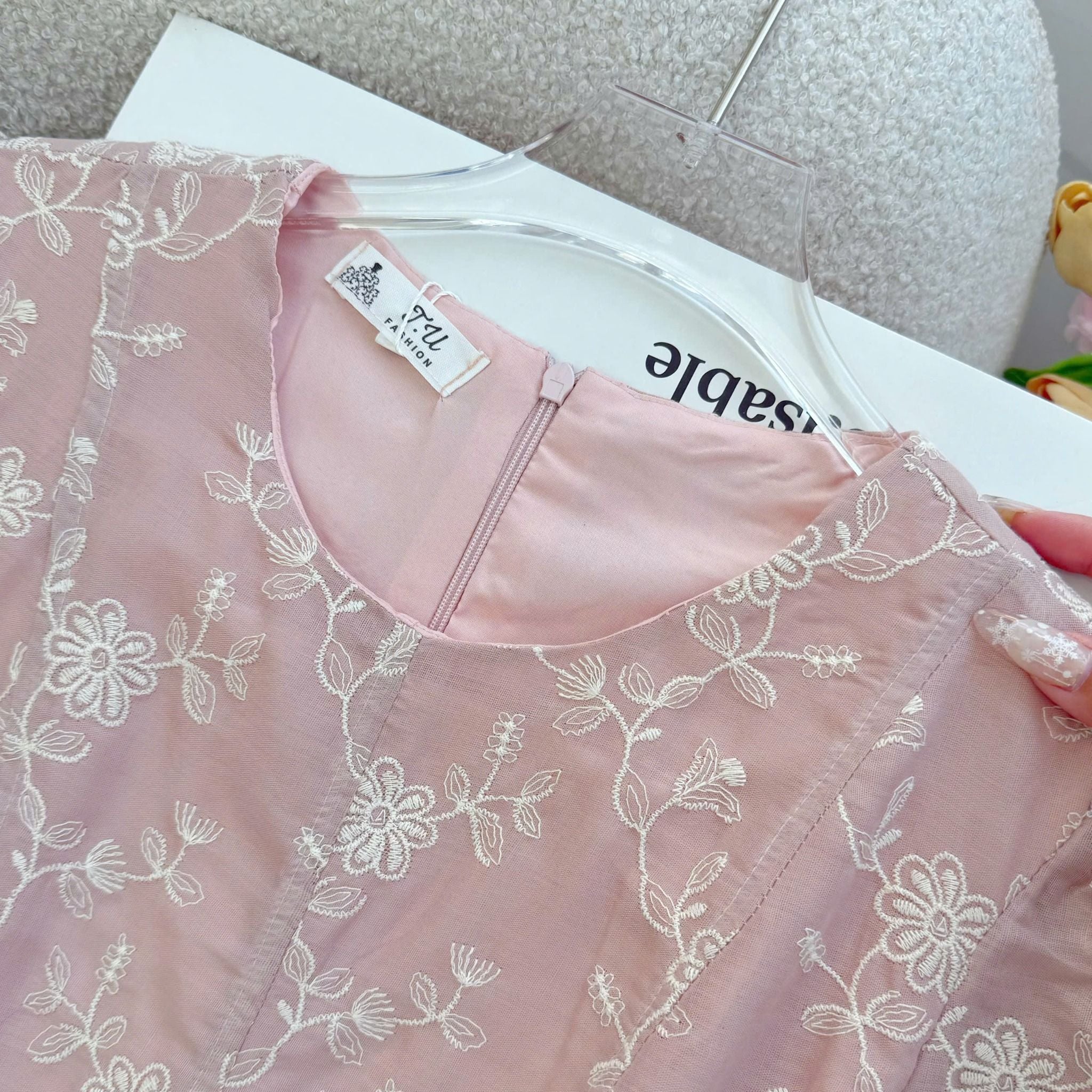 Đầm thiết kế cổ tròn đi tiệc TuTu Store - Mã D1552