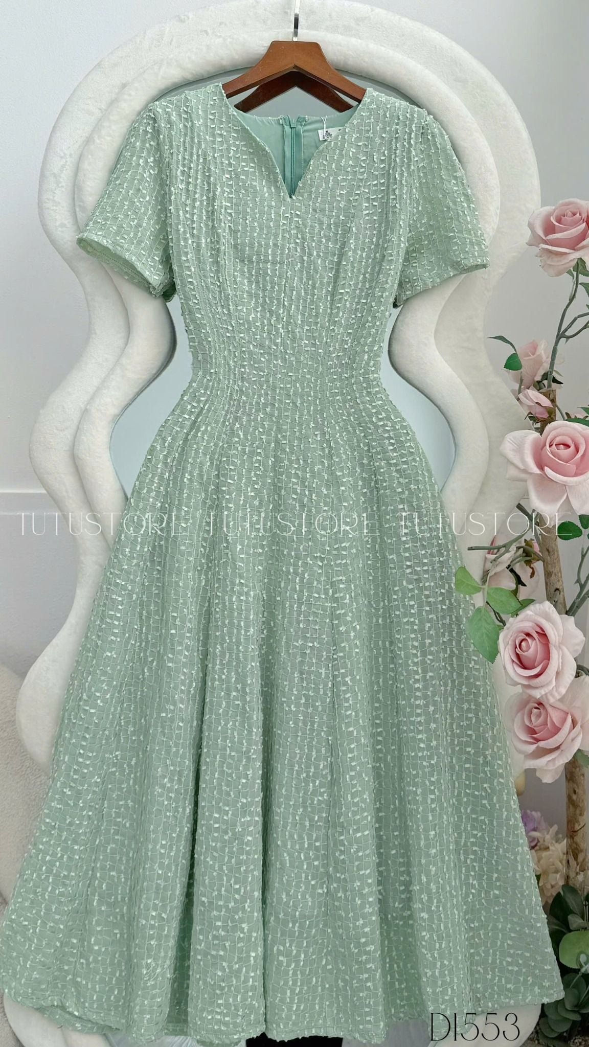 Đầm Thiết Kế Cổ Tim Đi Tiệc TuTu Store - Mã D1553