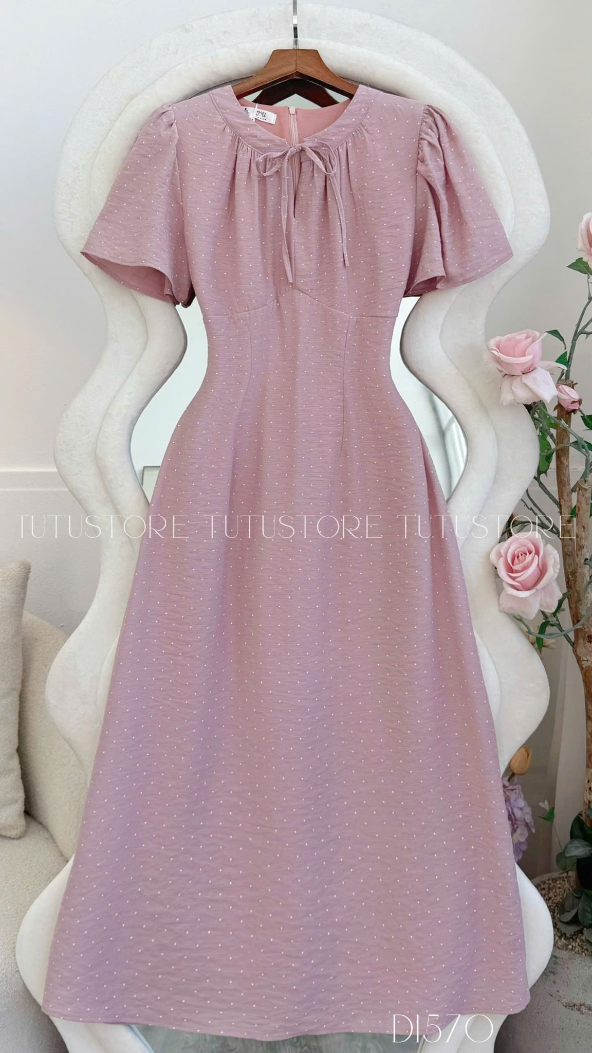 Đầm thiết kế cổ tròn đi chơi TuTu Store - Mã D1570
