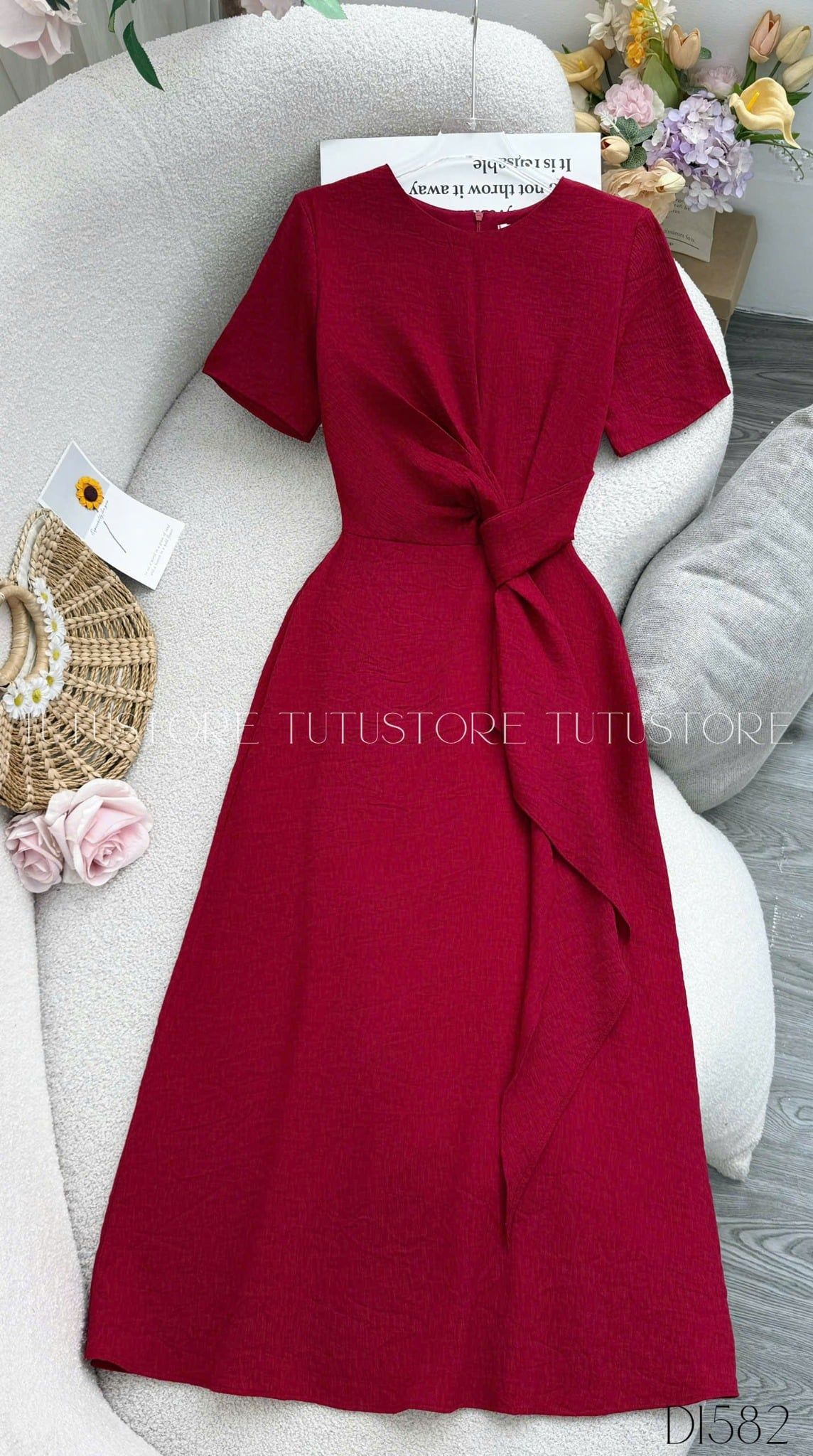 Đầm Thiết Kế Cổ Tròn Đi Tiệc TuTu Store - Mã D1582