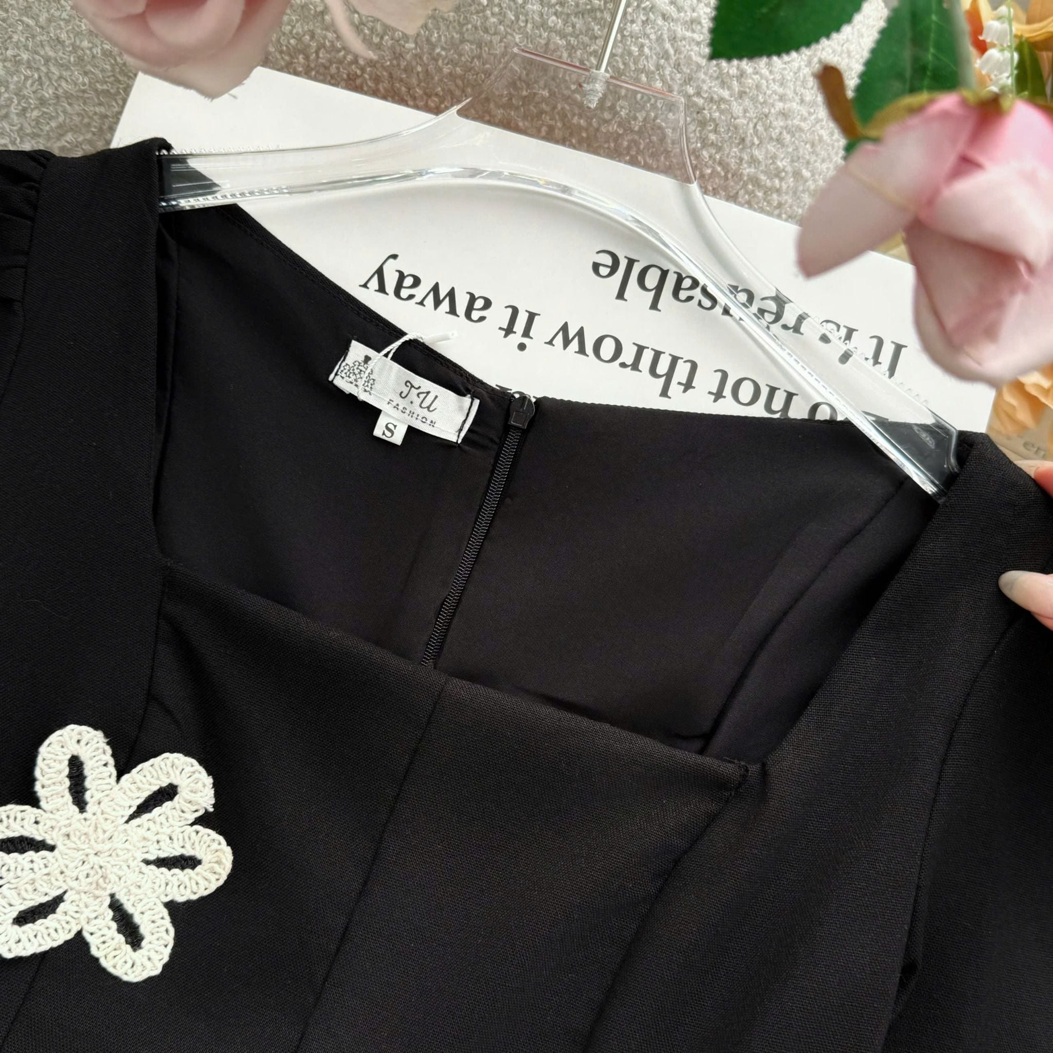 Đầm Thiết Kế Cổ Vuông Linen Cotton thiết Kế TuTu Store Dành Cho Nữ Mã D1436