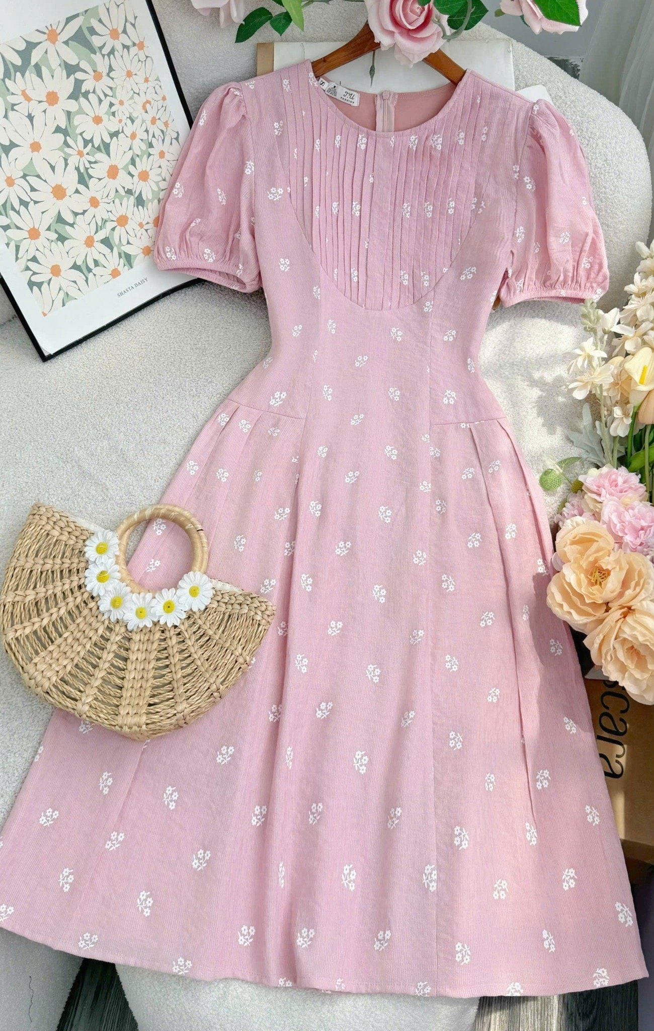 Đầm Hoa Xinh Thiết Kế TutuStore - Mã D570