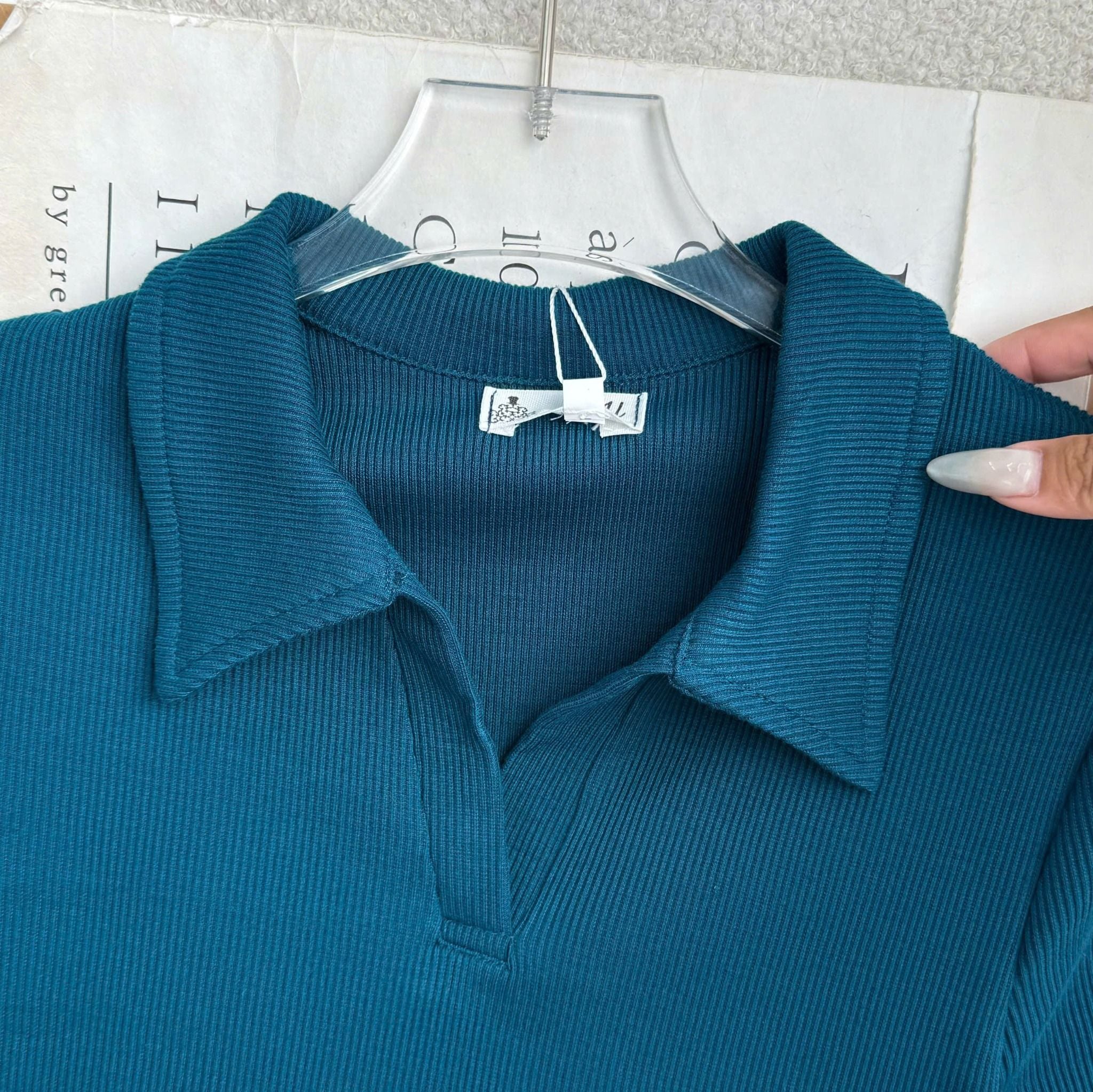 Áo Thun Sọc Ý Thiết Kế TuTu Store Phù Hợp Đi Làm Dành Cho Nữ - Mã AS613