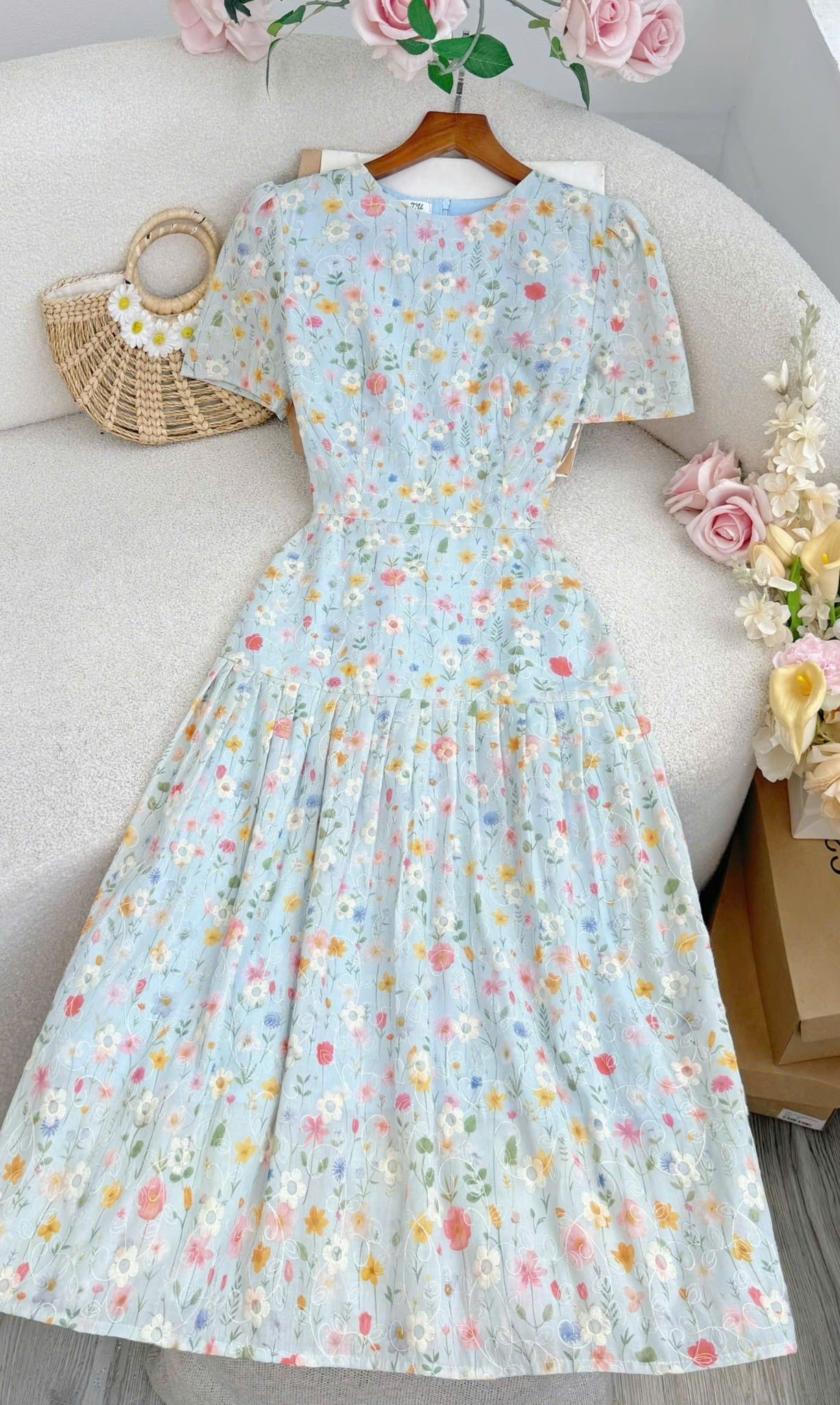 Đầm Kate Thêu Thiết Kế TuTu Store Phù Hợp Đi Chơi Dành Cho Nữ - Mã D1322