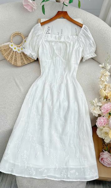 Đầm Tơ Thêu Thiết Kế TuTu Store Phù Hợp Đi Chơi Dành Cho Nữ - Mã D1343