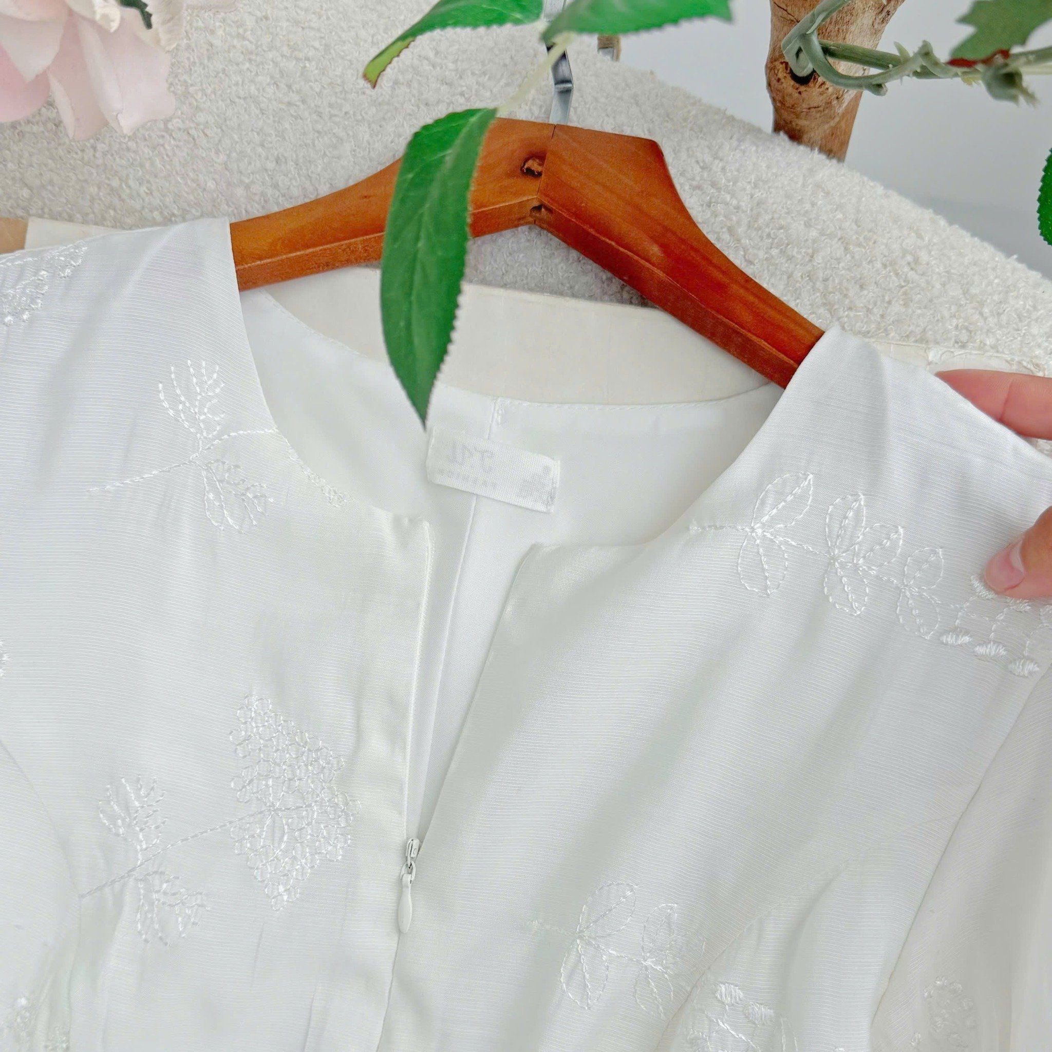 Đầm Tơ Thêu Thiết Kế TuTu Store Phù Hợp Đi Làm Dành Cho Nữ - Mã D1346