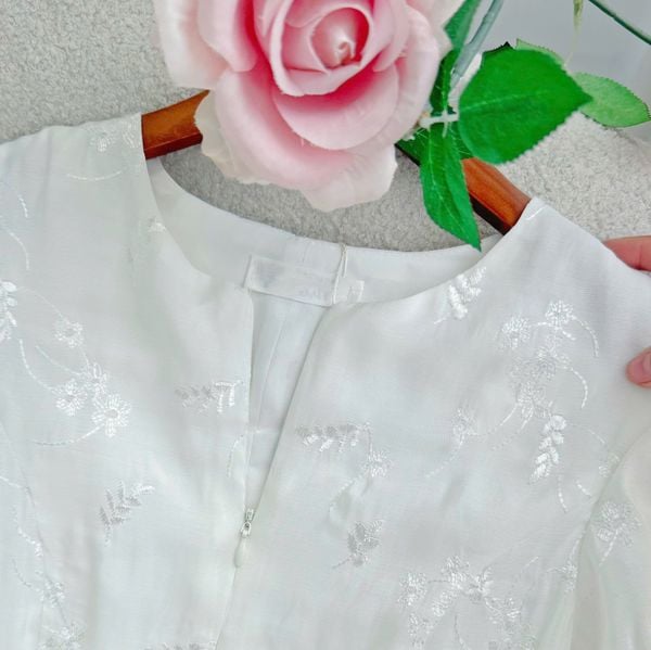 Đầm Tơ Ánh Kim Thêu Thiết Kế TuTu Store Phù Hợp Đi Chơi Dành Cho Nữ - Mã D1352