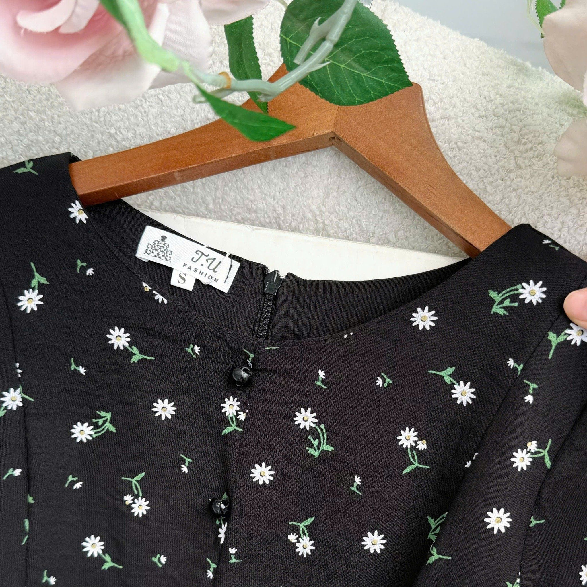 Đầm Linen Thun Cổ Tròn Thiết Kế TuTu Store Dành Cho Nữ Mã D1363