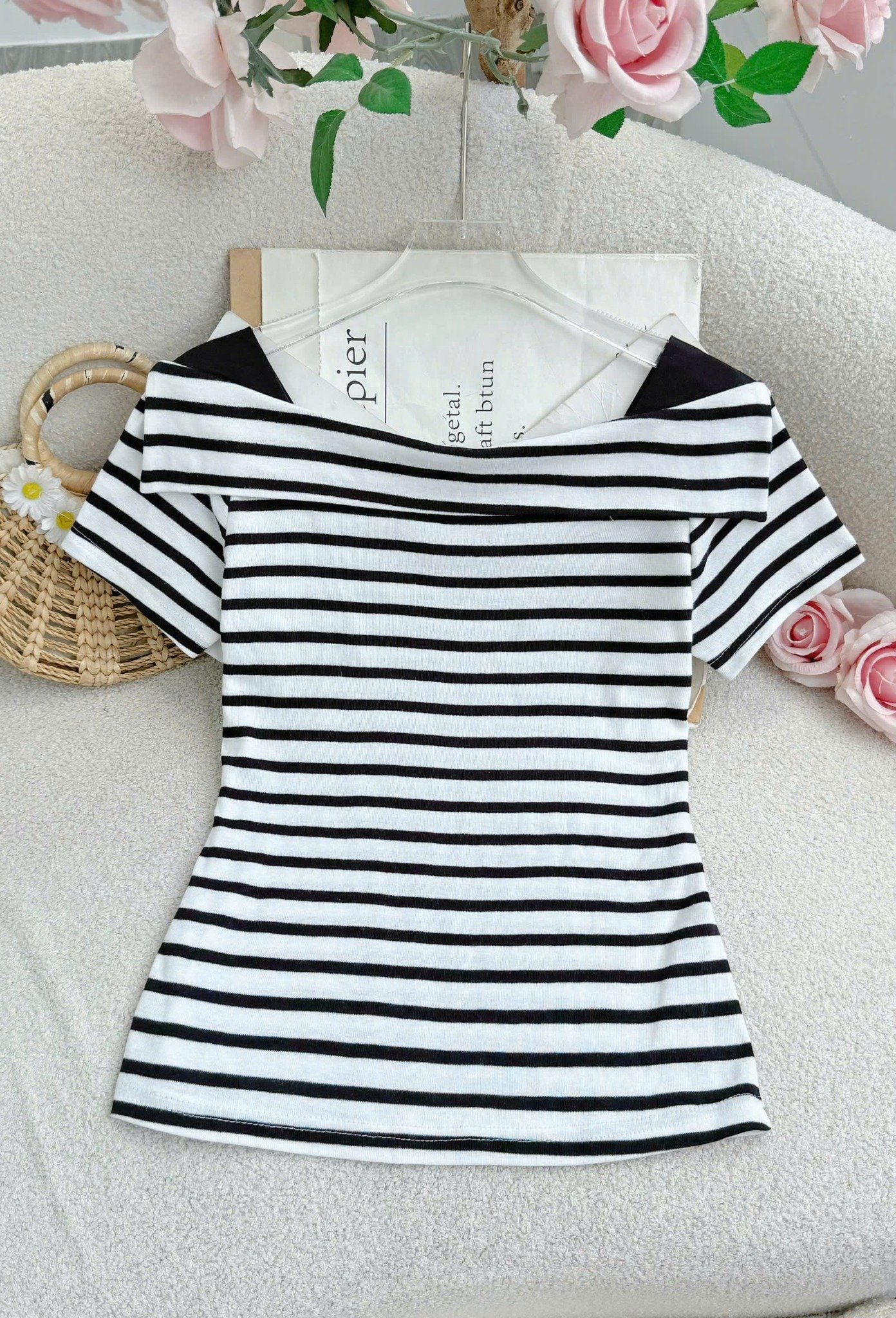 Áo Thun Cotton Thiết Kế TuTu Store Phù Hợp Đi Chơi Dành Cho Nữ - Mã AS622