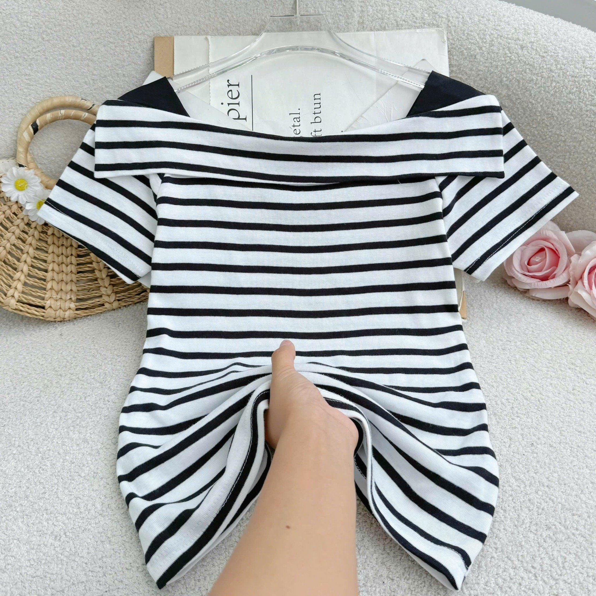 Áo Thun Cotton Thiết Kế TuTu Store Phù Hợp Đi Chơi Dành Cho Nữ - Mã AS622