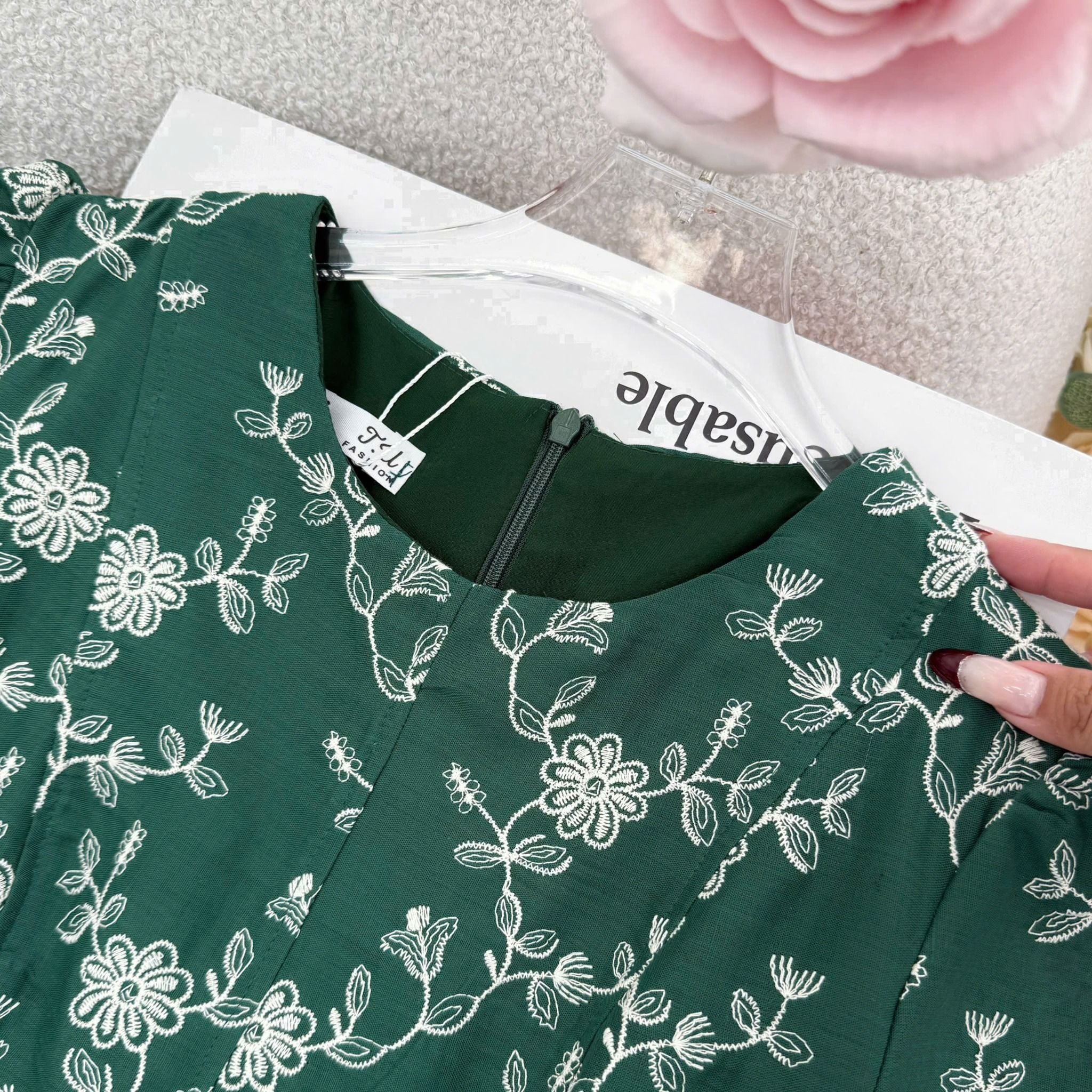 Đầm Thiết Kế Cổ Tròn Đi Tiệc TuTu Store - Mã D1552