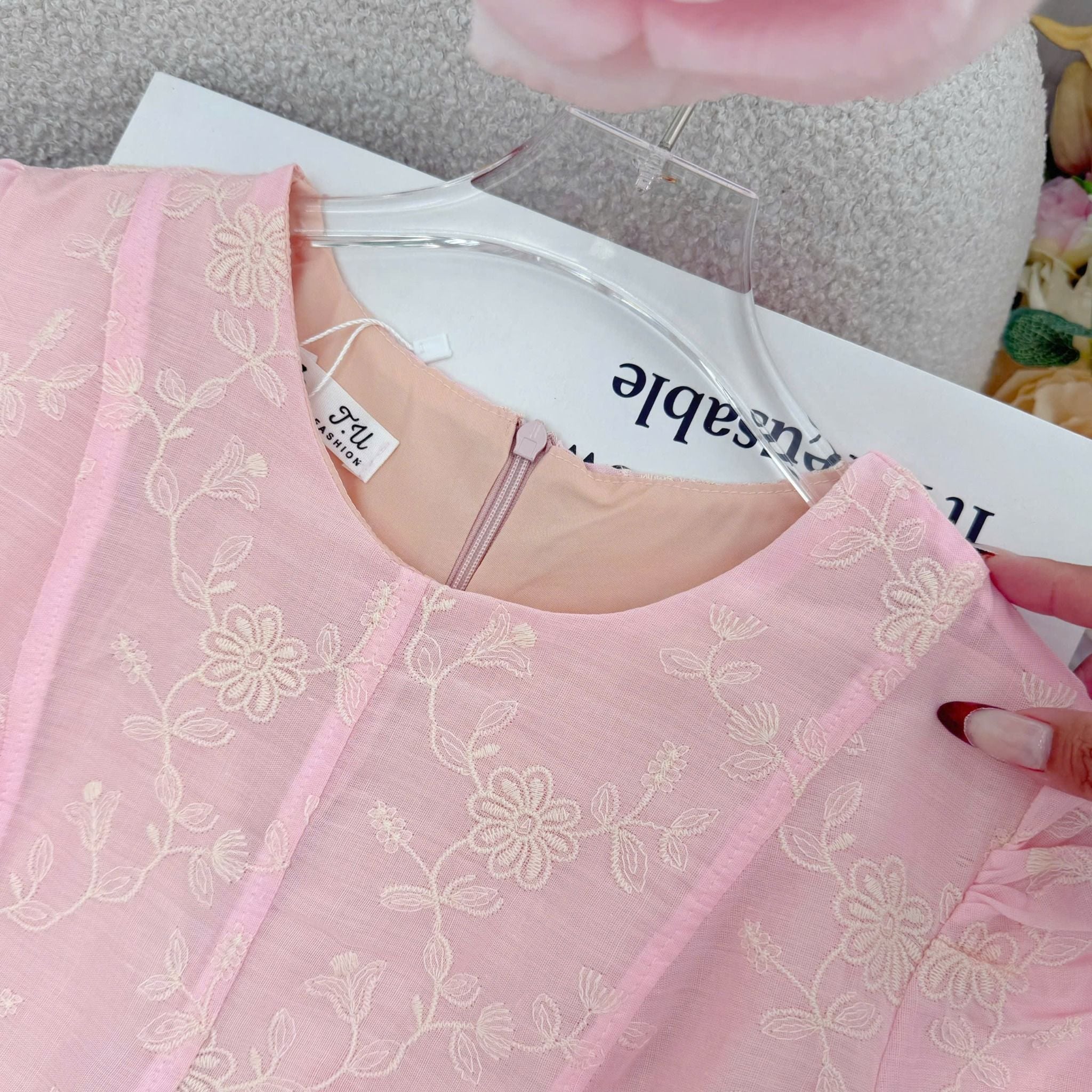 Đầm Thiết Kế Cổ Tròn Đi Tiệc TuTu Store - Mã D1552