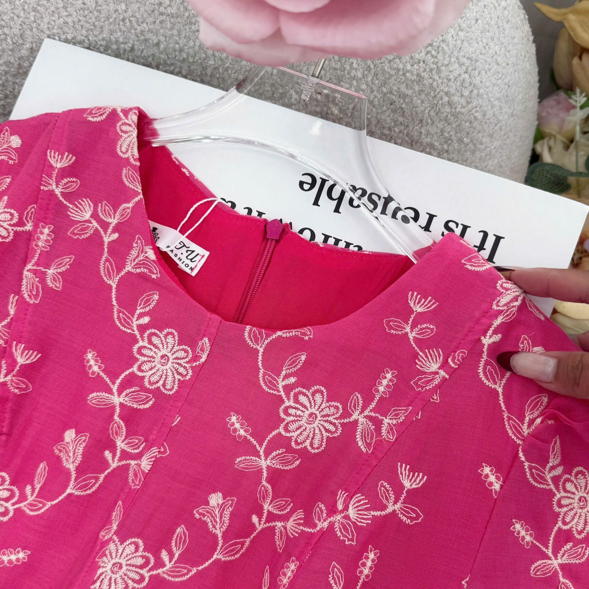 Đầm Thiết Kế Cổ Tròn Đi Tiệc TuTu Store - Mã D1552