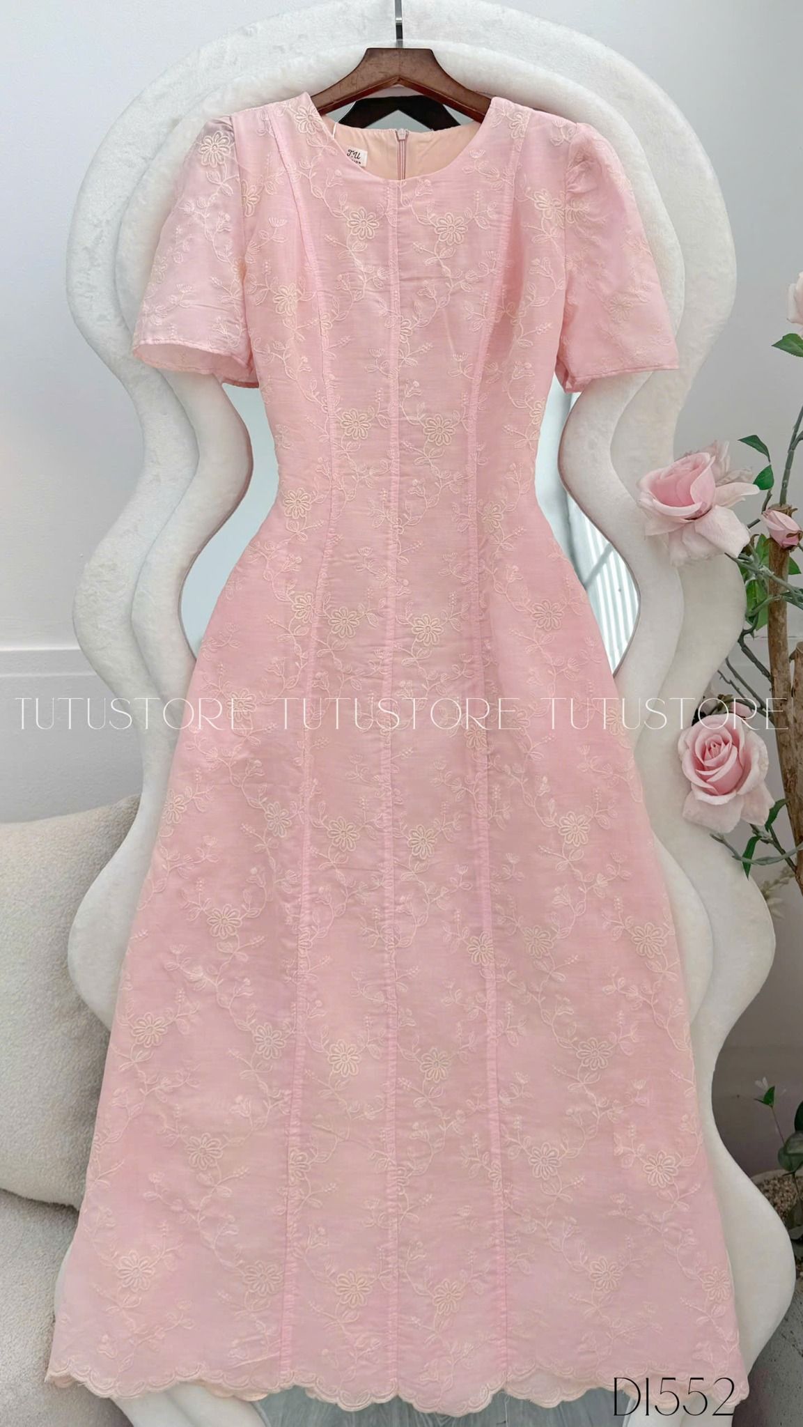 Đầm Thiết Kế Cổ Tròn Đi Tiệc TuTu Store - Mã D1552