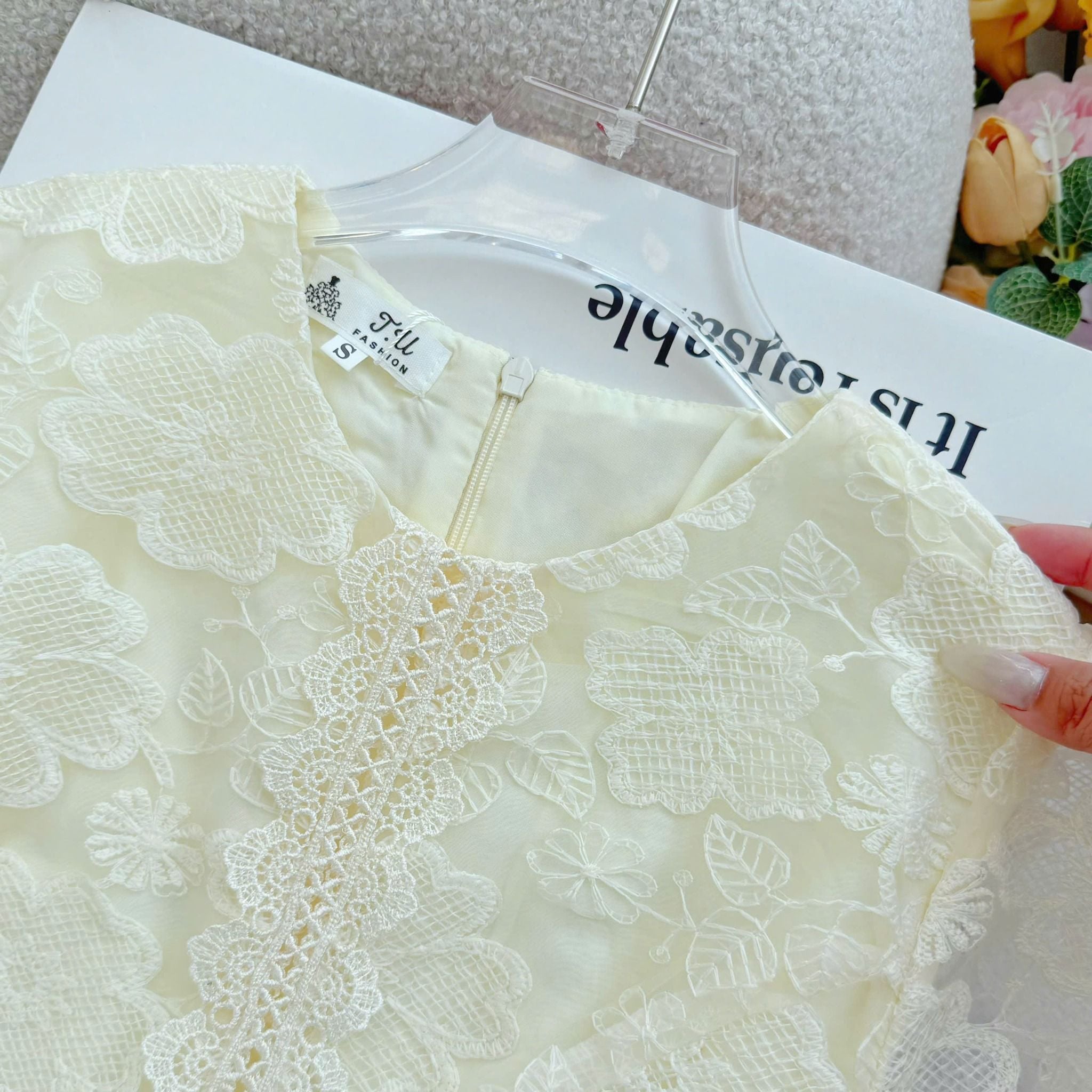 Đầm Thiết Kế Cổ Tròn Dáng Chữ A Đi Tiệc TuTu Store - Mã D1578