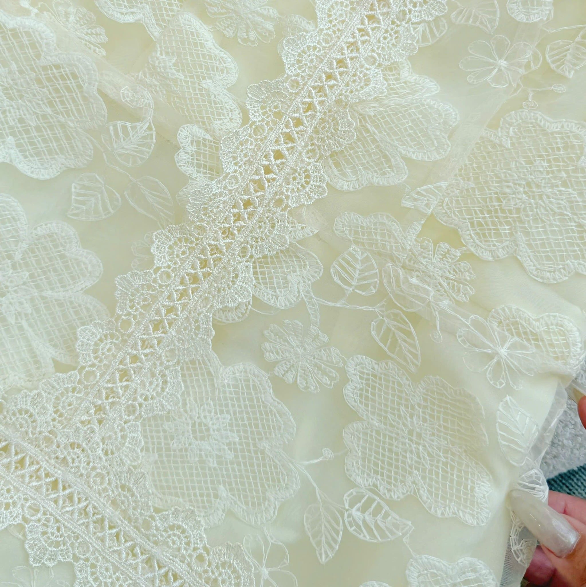 Đầm Thiết Kế Cổ Tròn Dáng Chữ A Đi Tiệc TuTu Store - Mã D1578