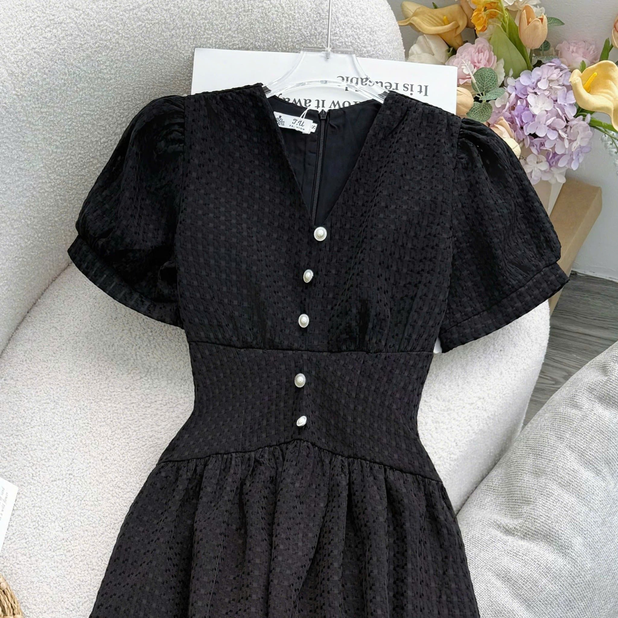 Đầm Thiết Kế Cổ Tim Dáng Xòe Đi Chơi TuTu Store Mã D1613