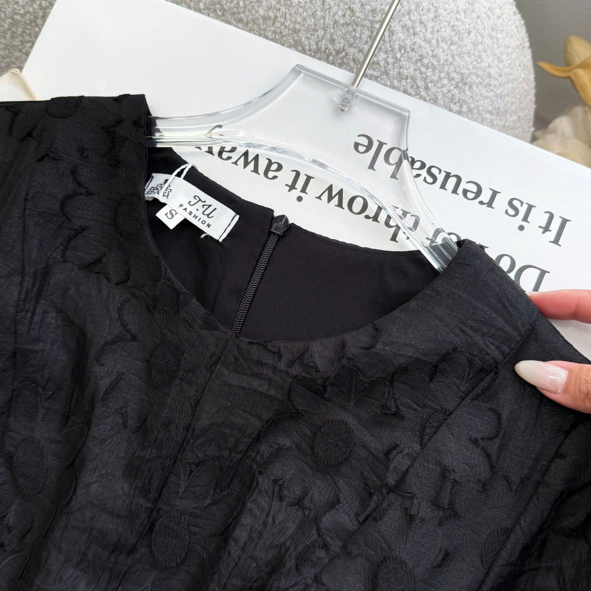 Đầm Thiết Kế Cổ Tròn Dáng Dài Đi Tiệc TuTu Store Mã D1607