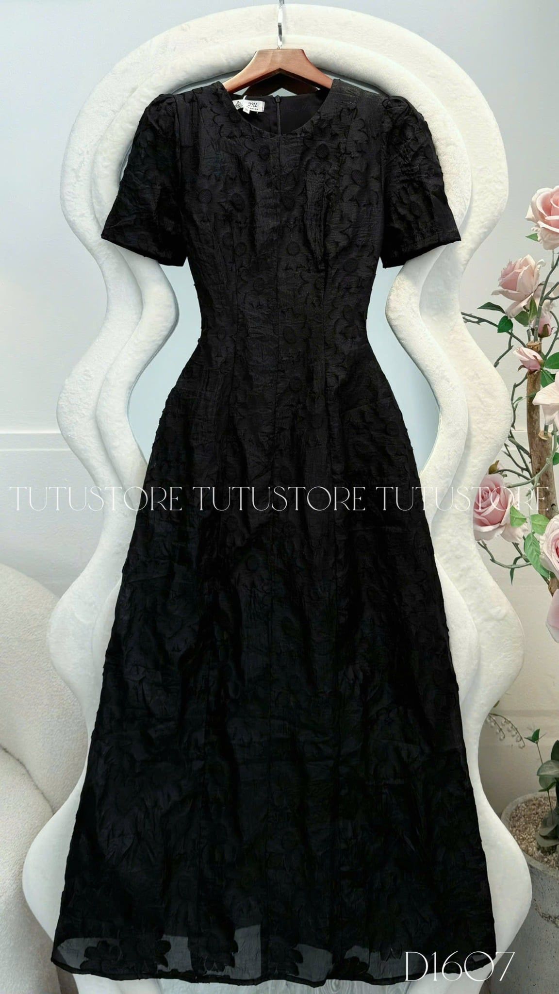 Đầm Thiết Kế Cổ Tròn Dáng Dài Đi Tiệc TuTu Store Mã D1607