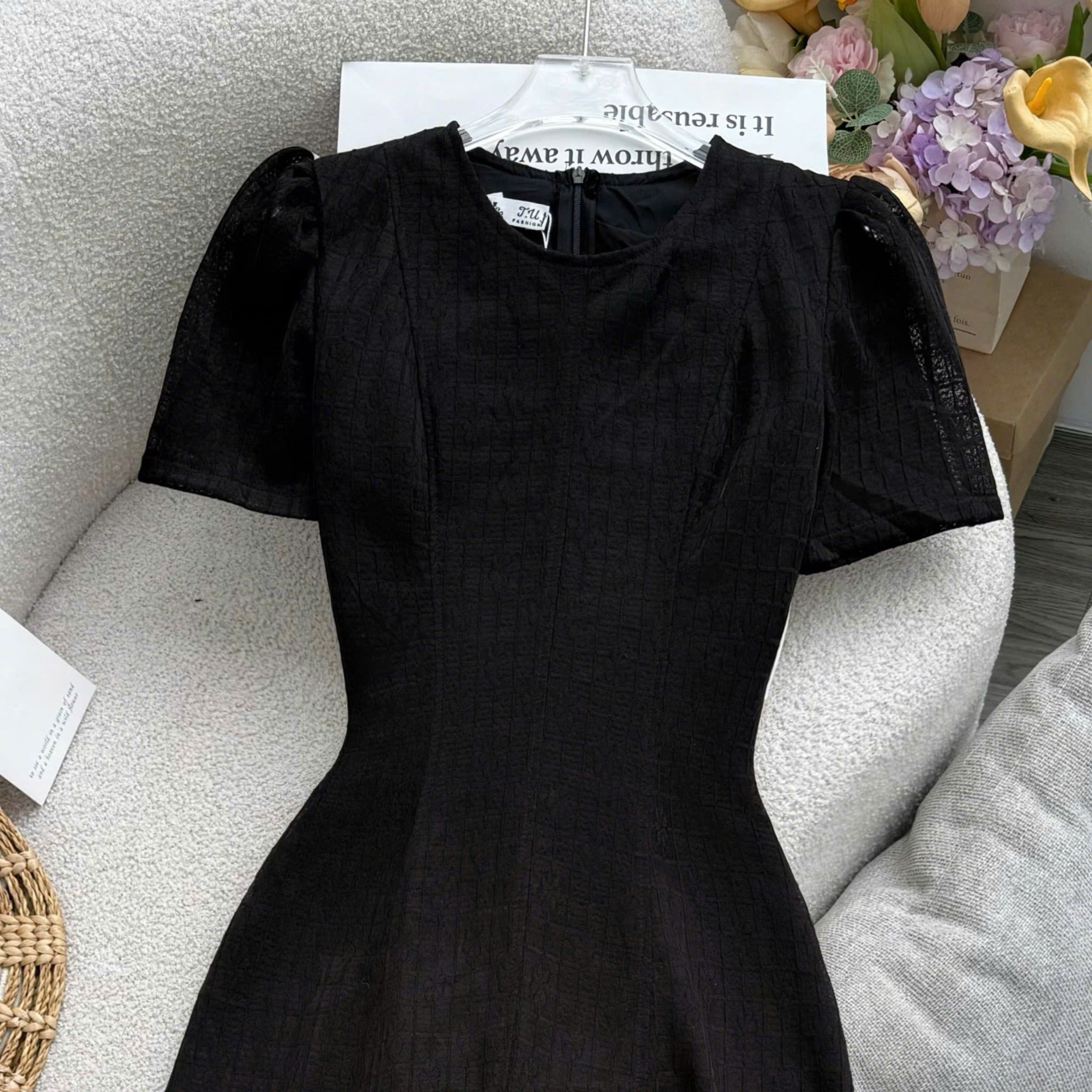 Đầm Thiết Kế Cổ Tròn Dáng Dài Đi Chơi TuTu Store Mã D1611