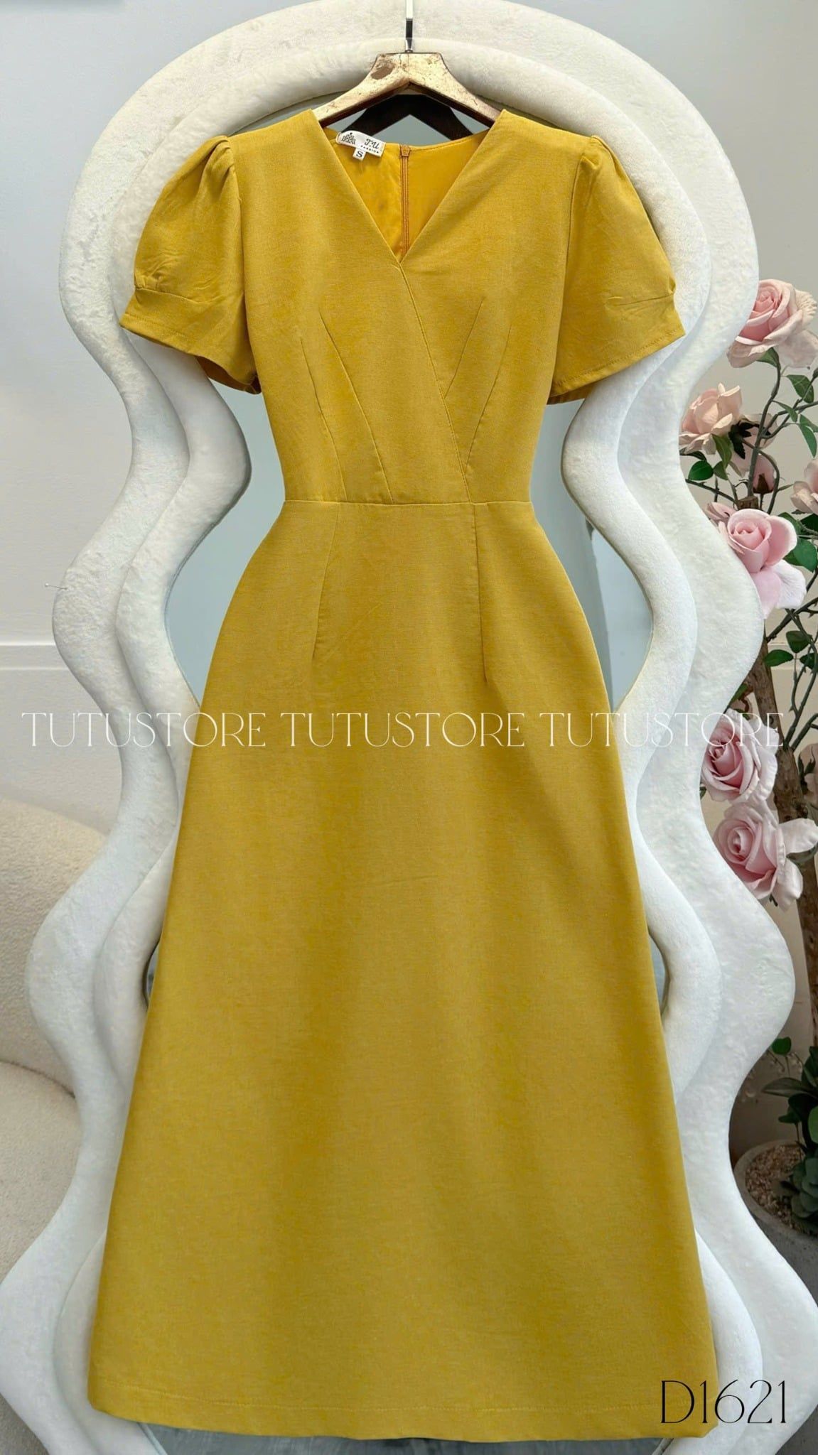 Đầm Thiết Kế Kiểu Cổ Chữ V Tay Bồng Thanh Lịch TuTu Store Mã D1621