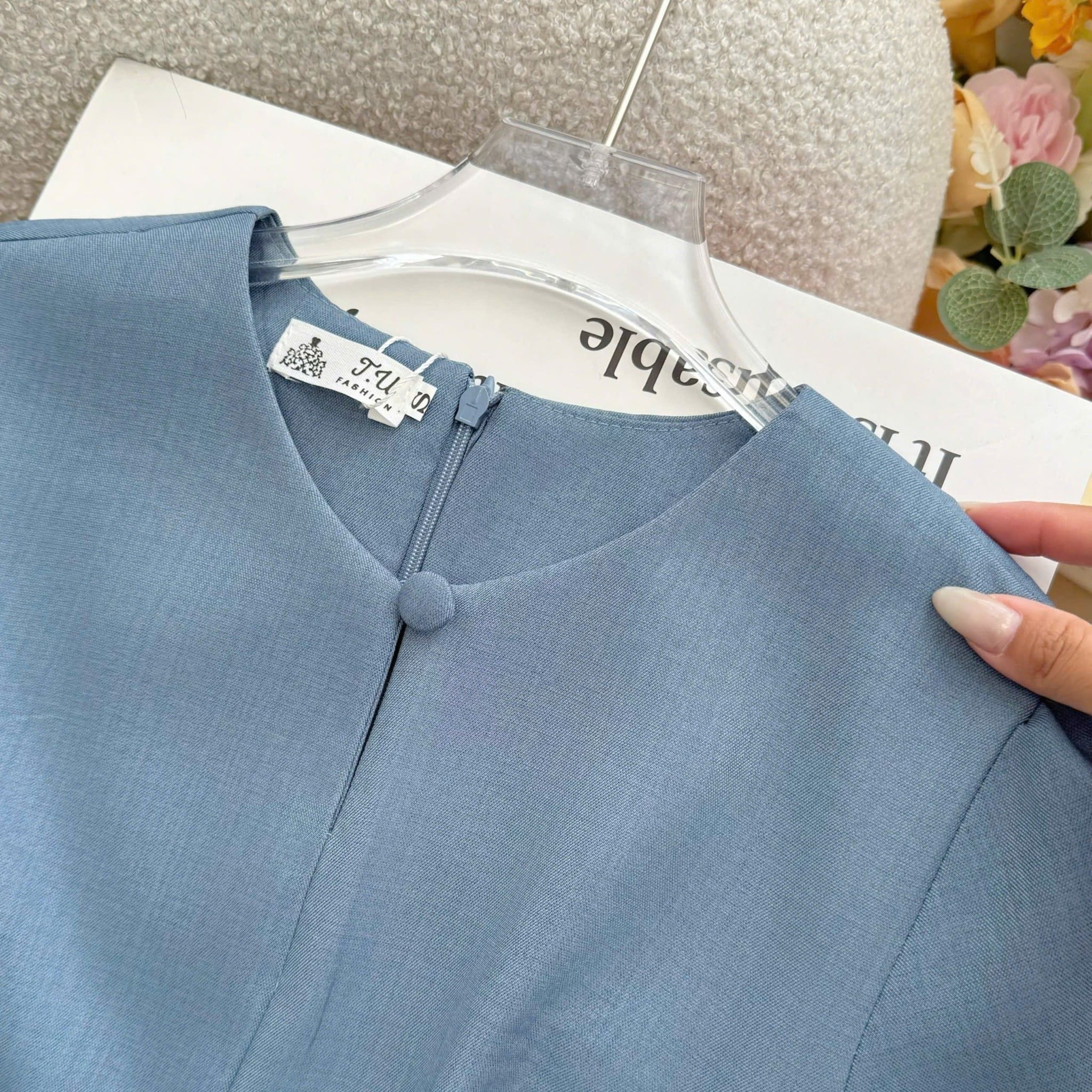 Đầm Thiết Kế Cổ Tròn Dáng Xòe Nhẹ Nhàng Công Sở TuTu Store Mã D1622