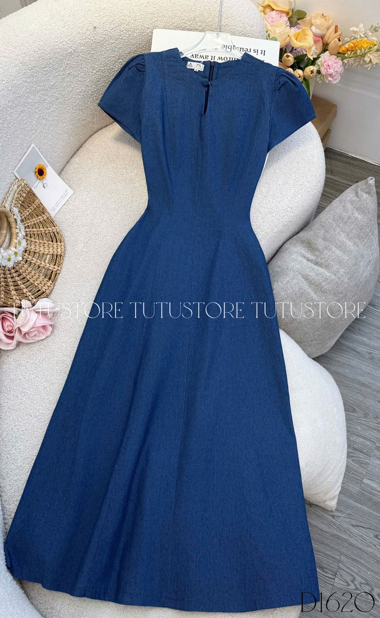 Đầm Thiết Kế Cổ Giọt Nước Dáng Dài Thanh Lịch Công Sở TuTu Store Mã D1620