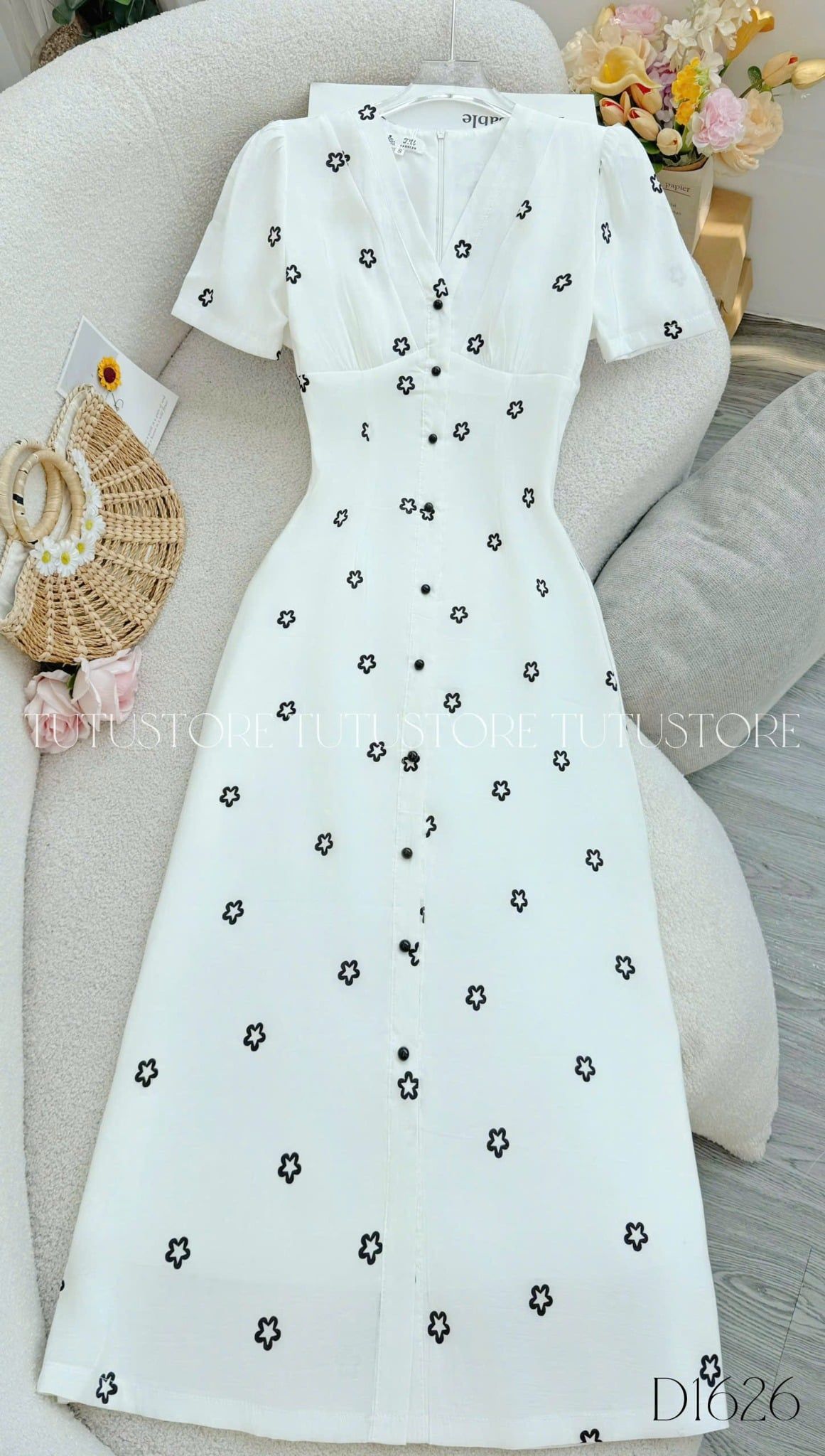 Đầm Xinh Thiết Kế Cổ Tim Hoa Nhí Dáng Dài Đi Chơi TuTu Store Mã D1626