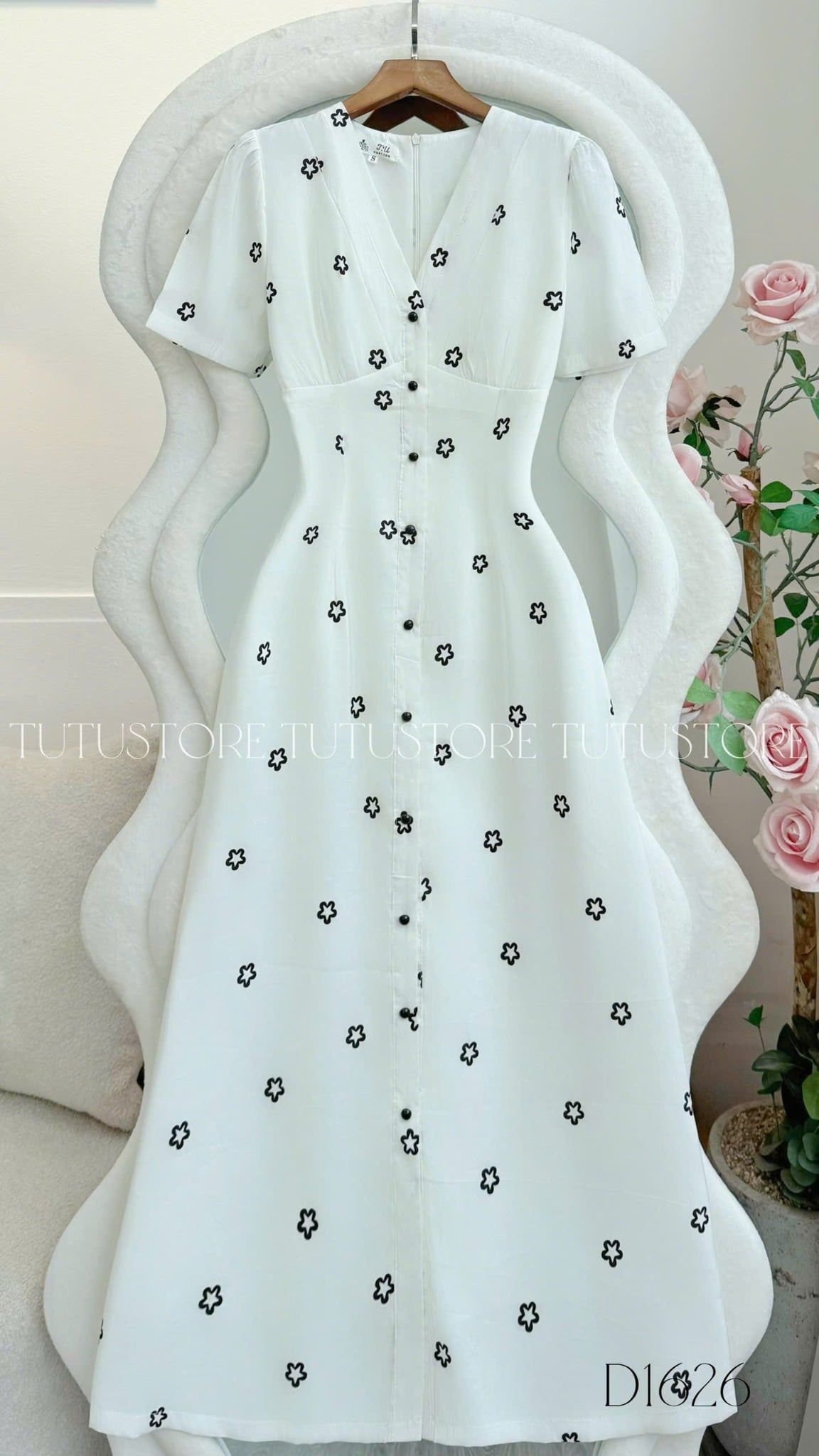 Đầm Xinh Thiết Kế Cổ Tim Hoa Nhí Dáng Dài Đi Chơi TuTu Store Mã D1626