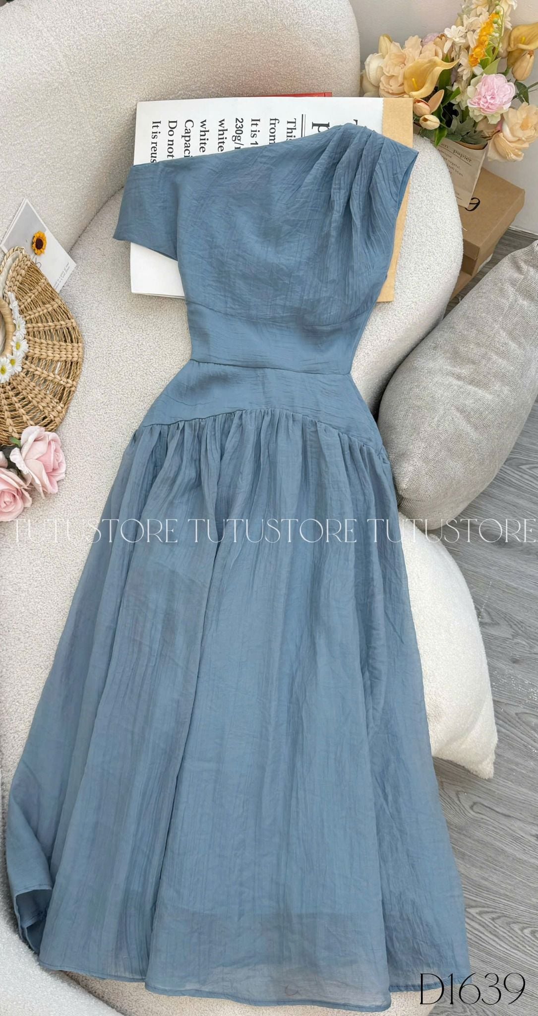 Đầm Thiết Kế Lệch Vai Dáng Xòe Nhẹ Nhàng Đi Chơi TuTu Store Mã D1639